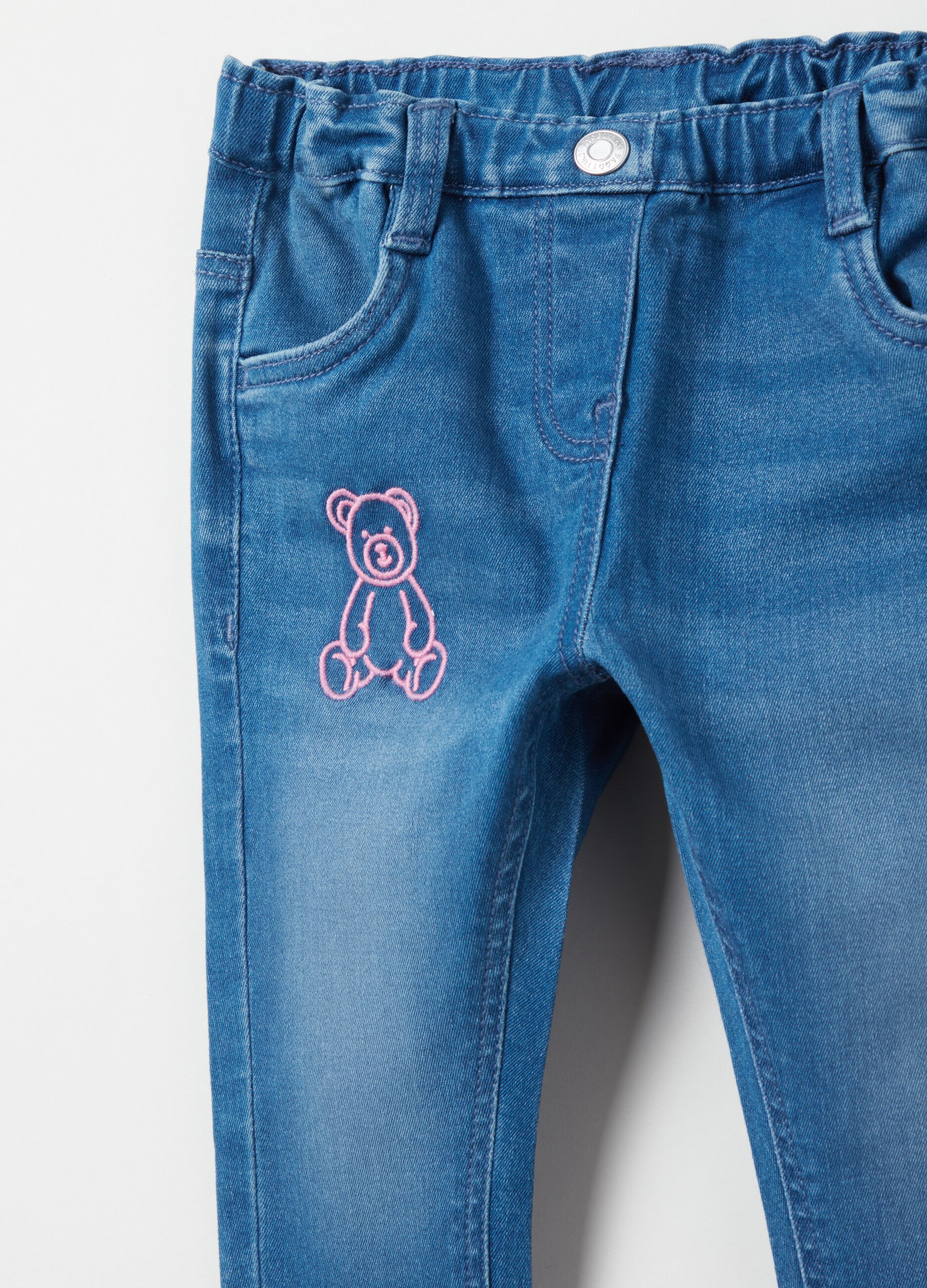 Jeggings slim fit con ricamo orsetto_2