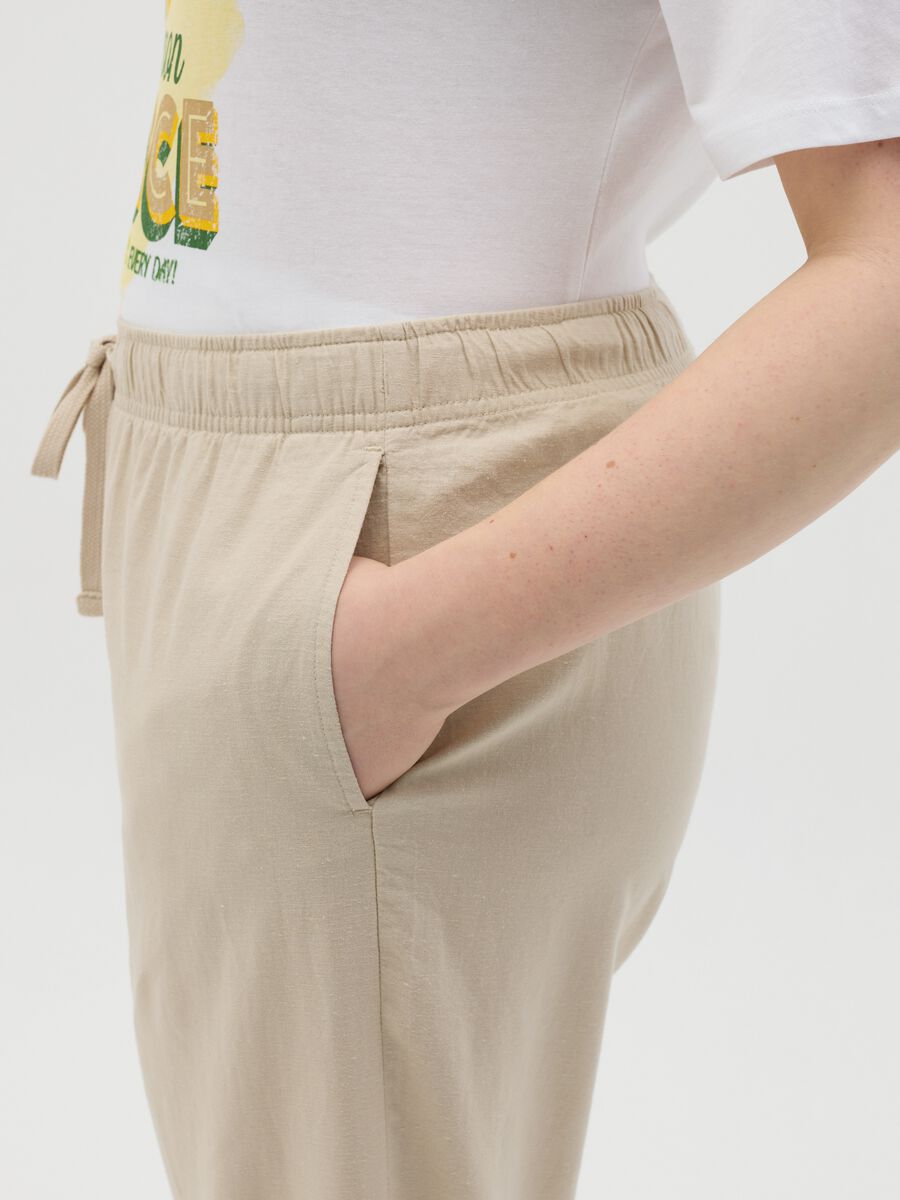Curvy wide-leg trousers in linen and viscose_3