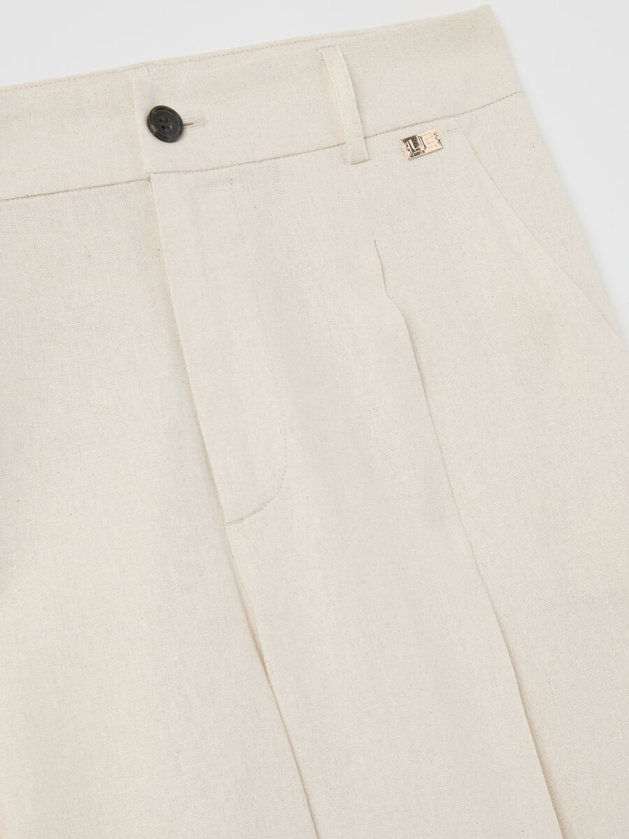 Ivory wide-leg chino trousers_5