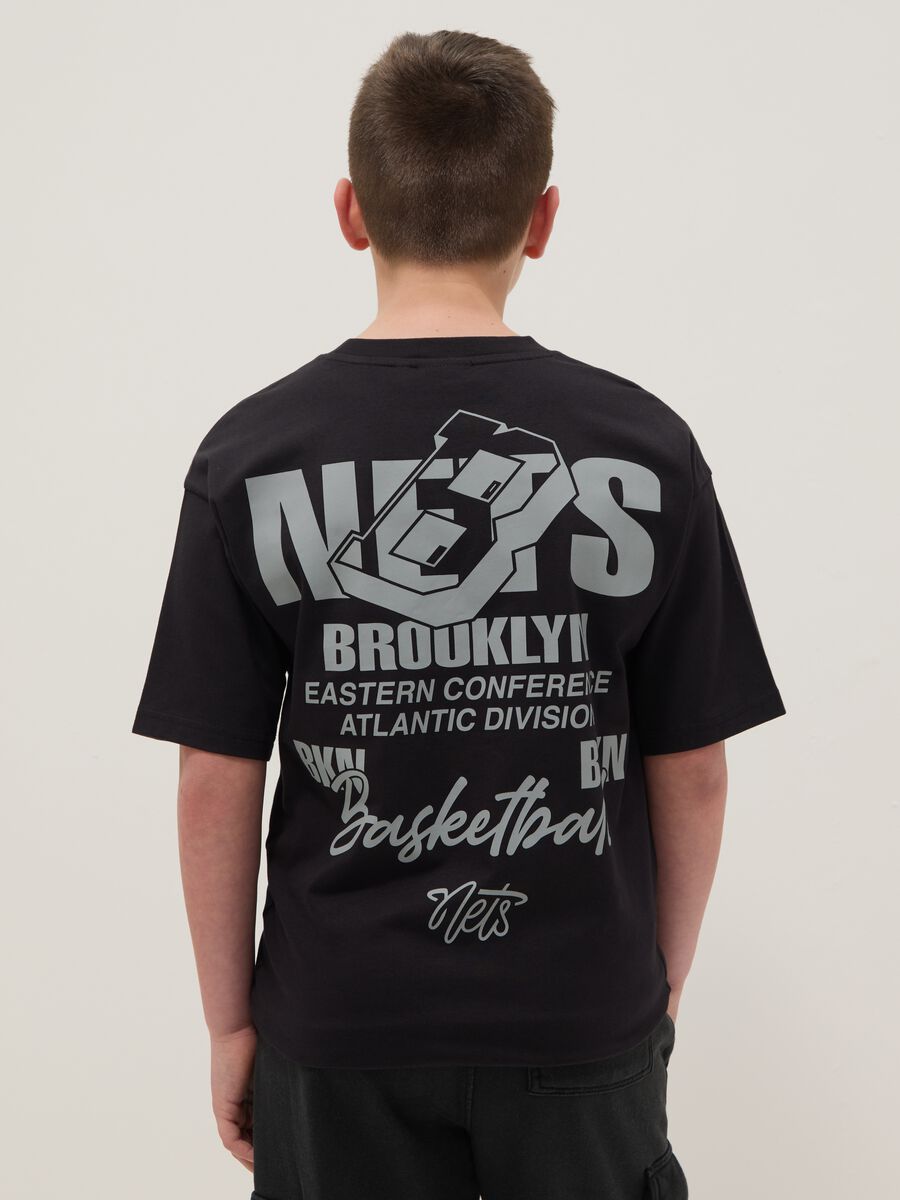 Children's black pure cotton over-fit T-shirt with Brooklyn Nets logo_1