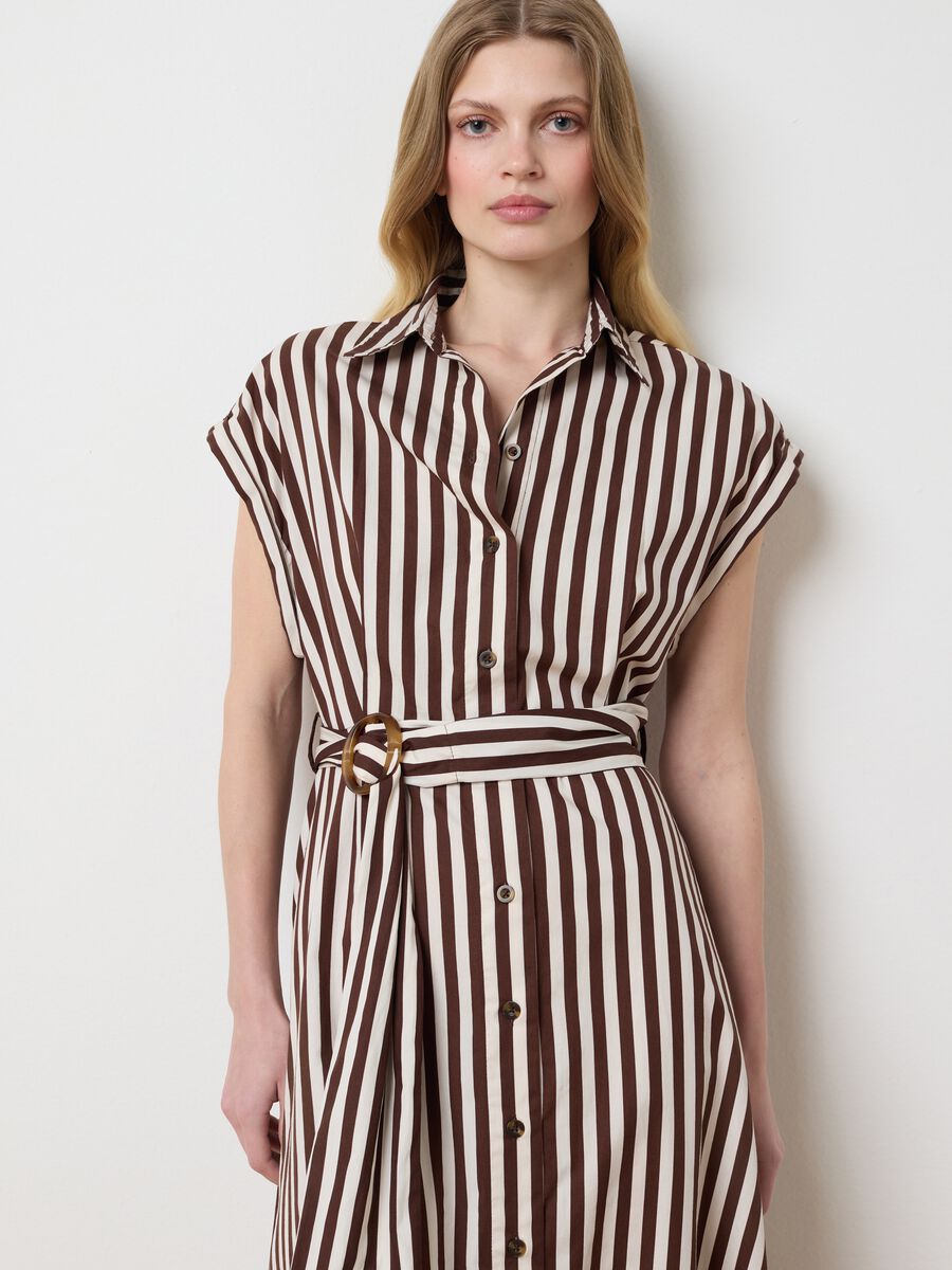 Long shirt dress with brown and white stripes_3