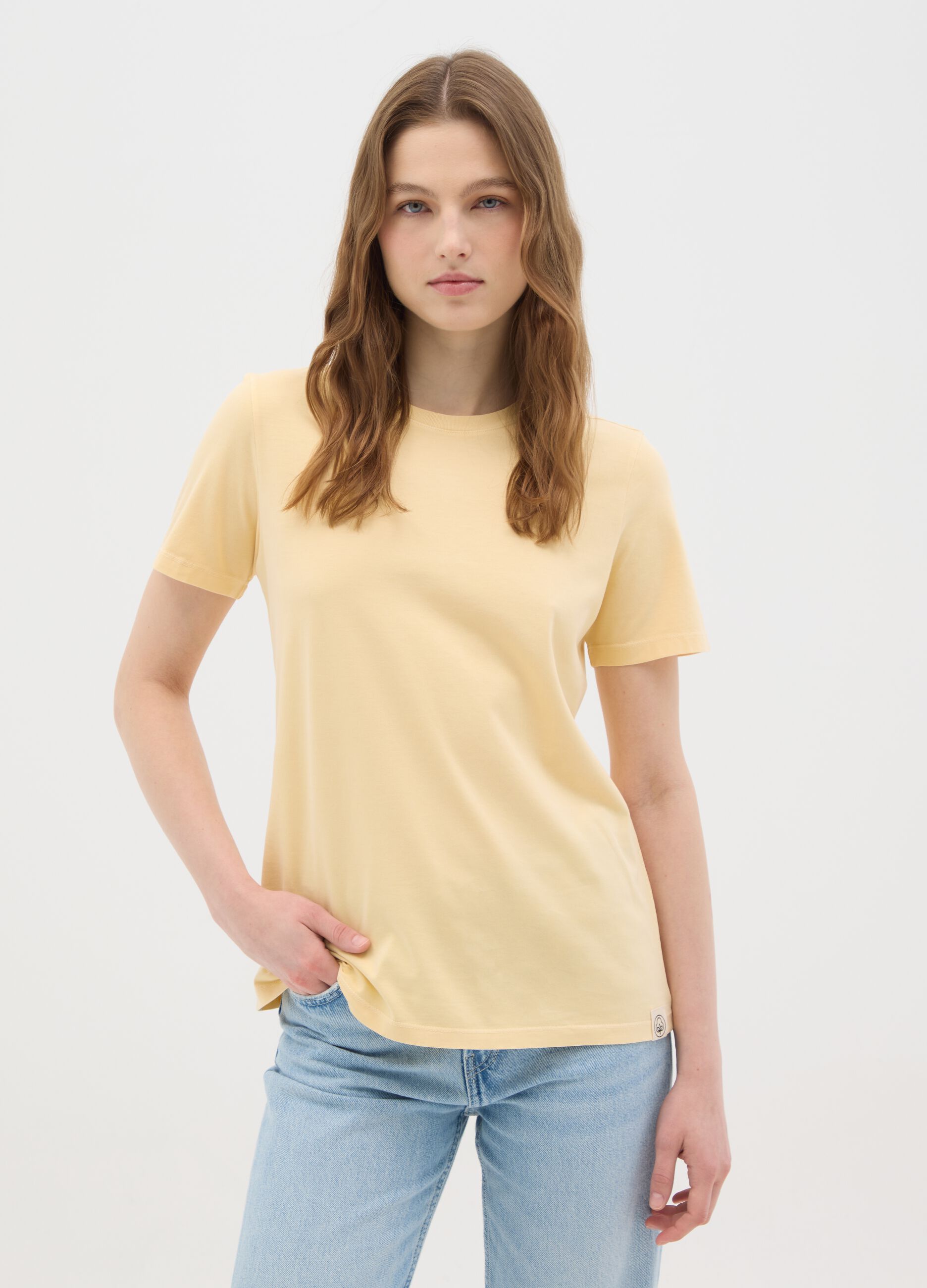 T-shirt gialla da donna in puro cotone italiano regular fit