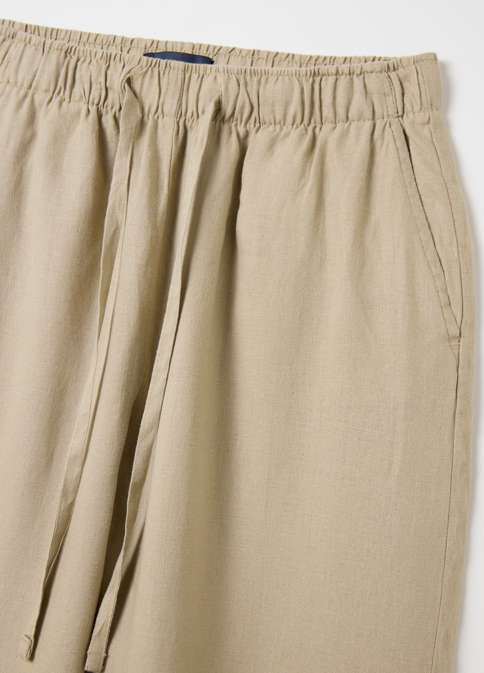 Pantalone fluido in lino a gamba larga beige