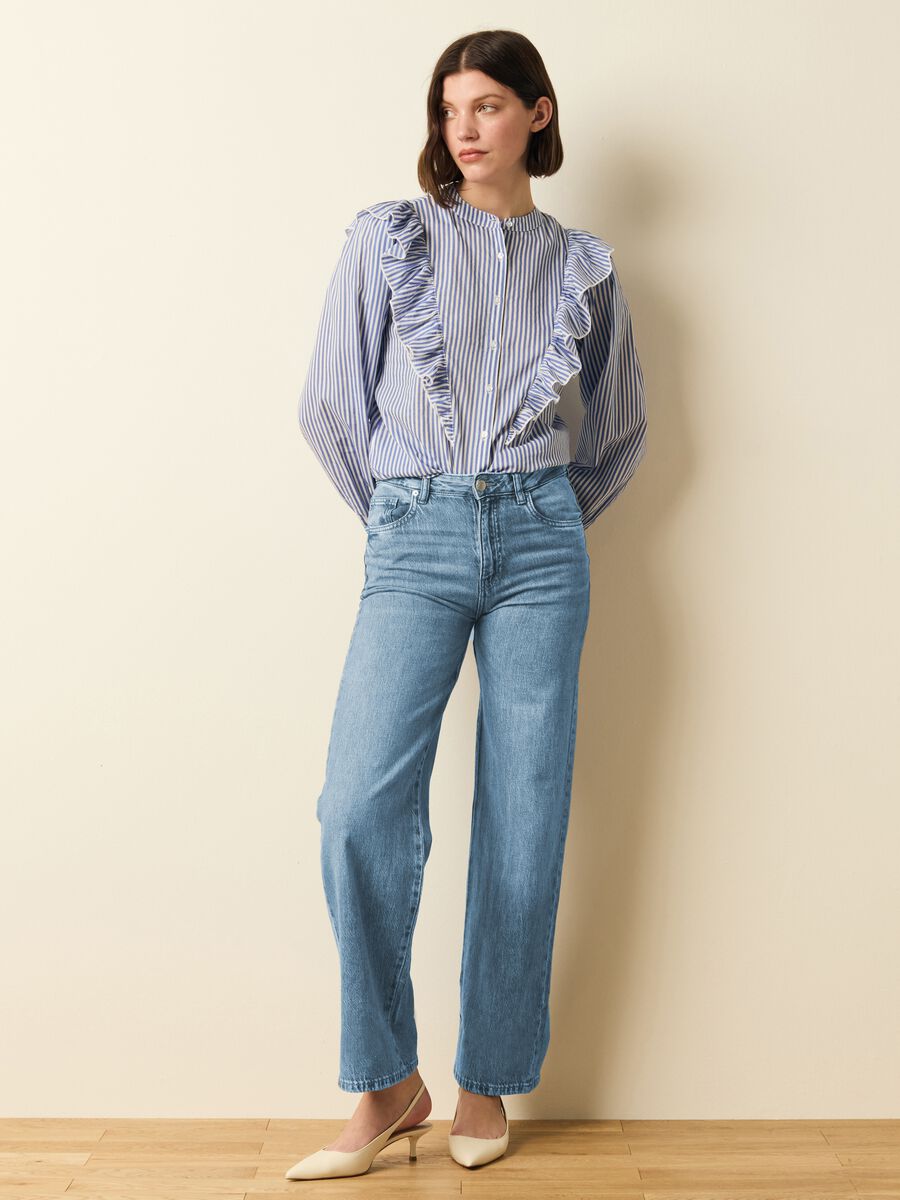 Striped shirt with frills_2