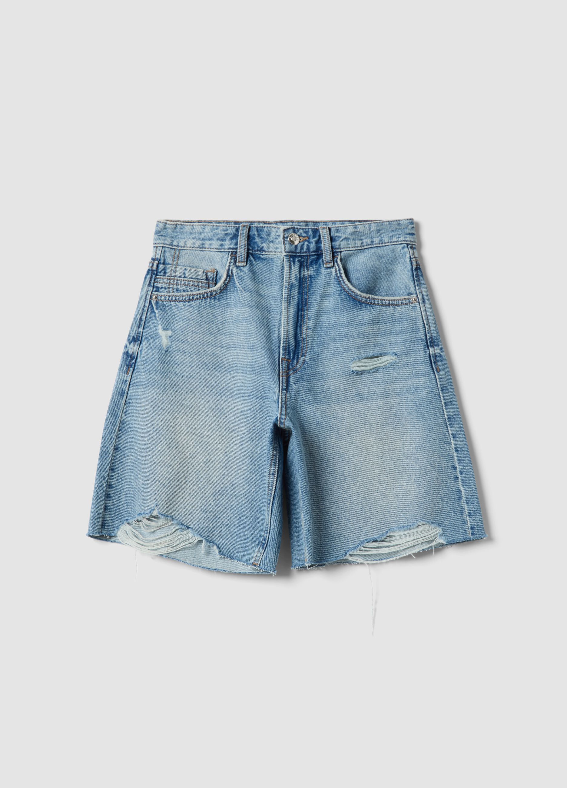 Azure denim pure cotton shorts with straight fit