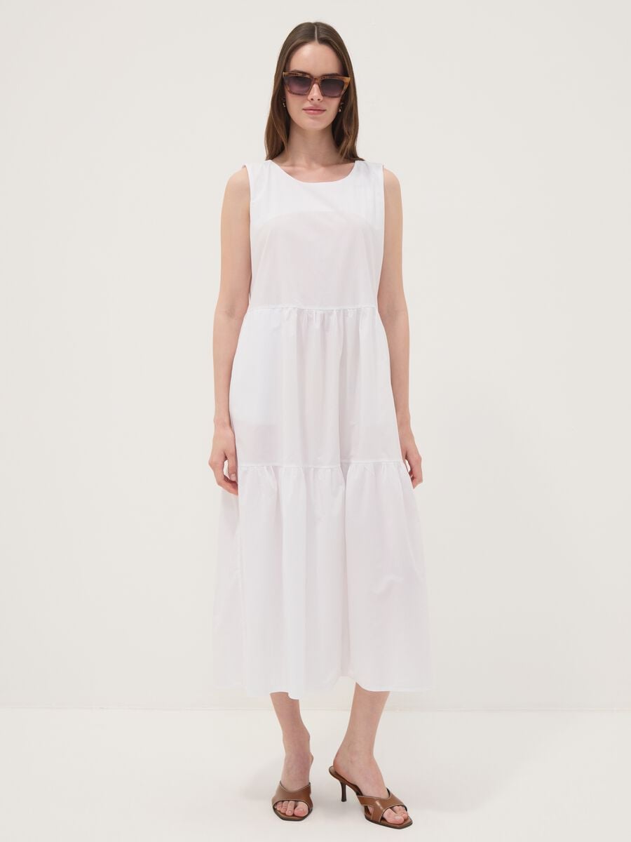 Abito bianco smanicato in puro cotone con balze regular fit_0