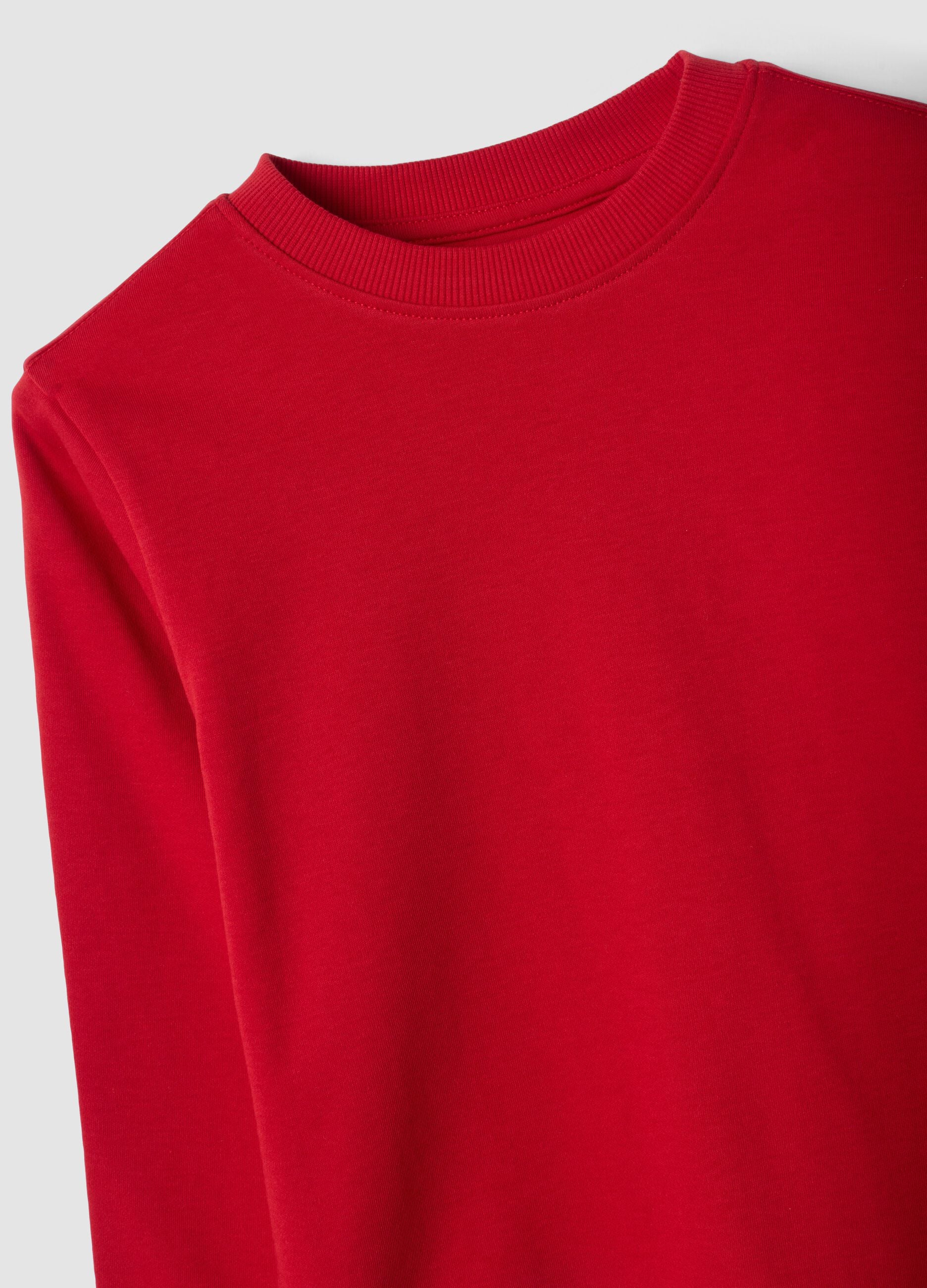 T-shirt rossa in puro cotone organico con girocollo
