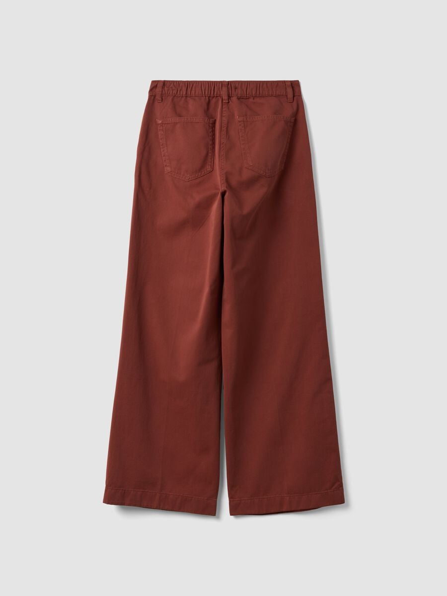 Pantaloni chino rossi wide leg in puro cotone con bande a contrasto_2