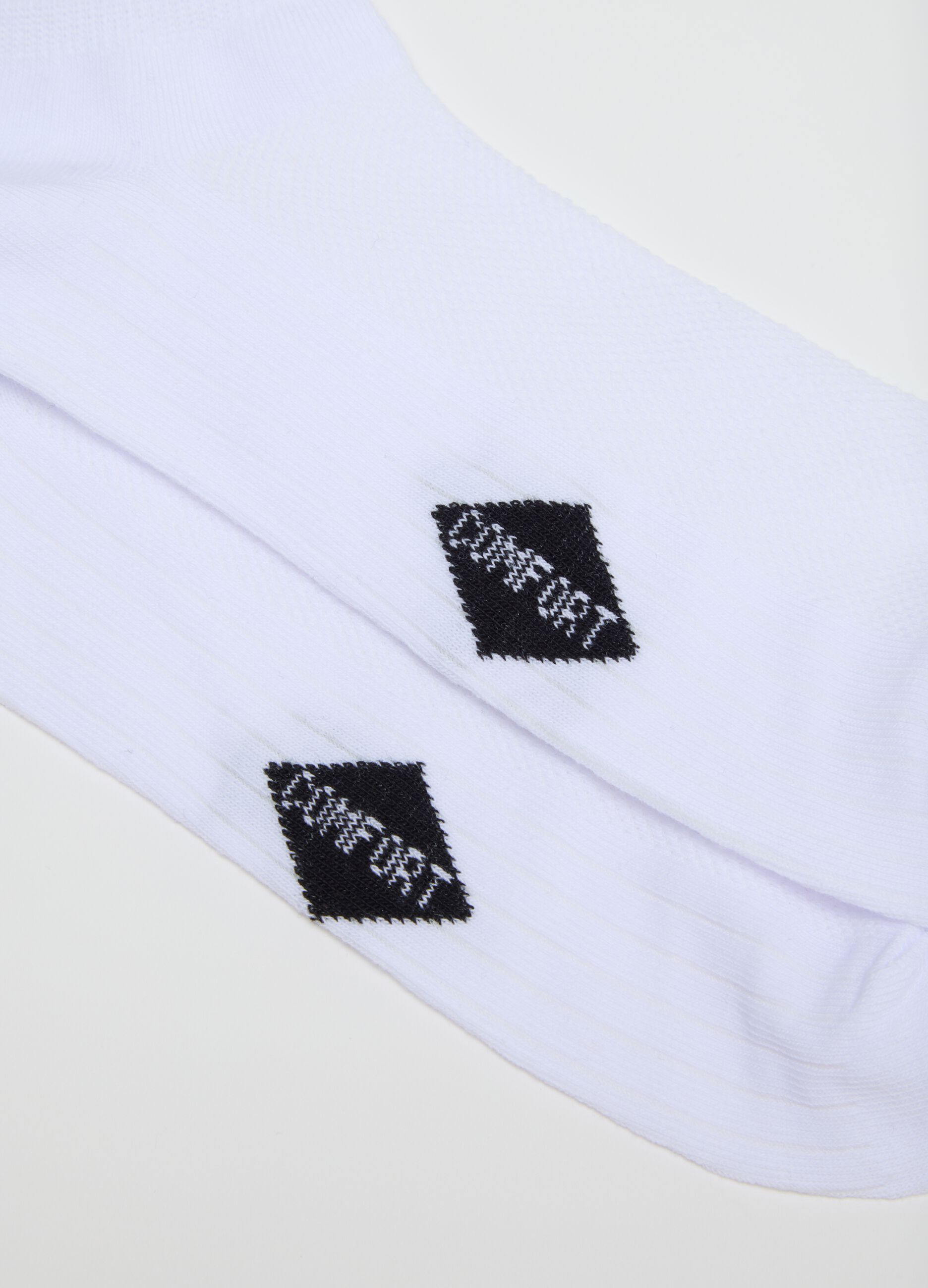 Tripack of men's short socks in white stretch cotton