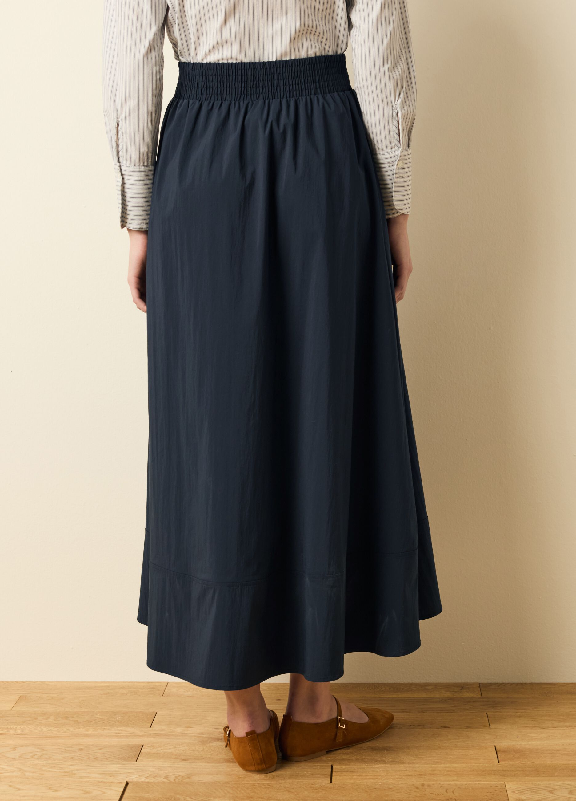 Long skirt with high waist