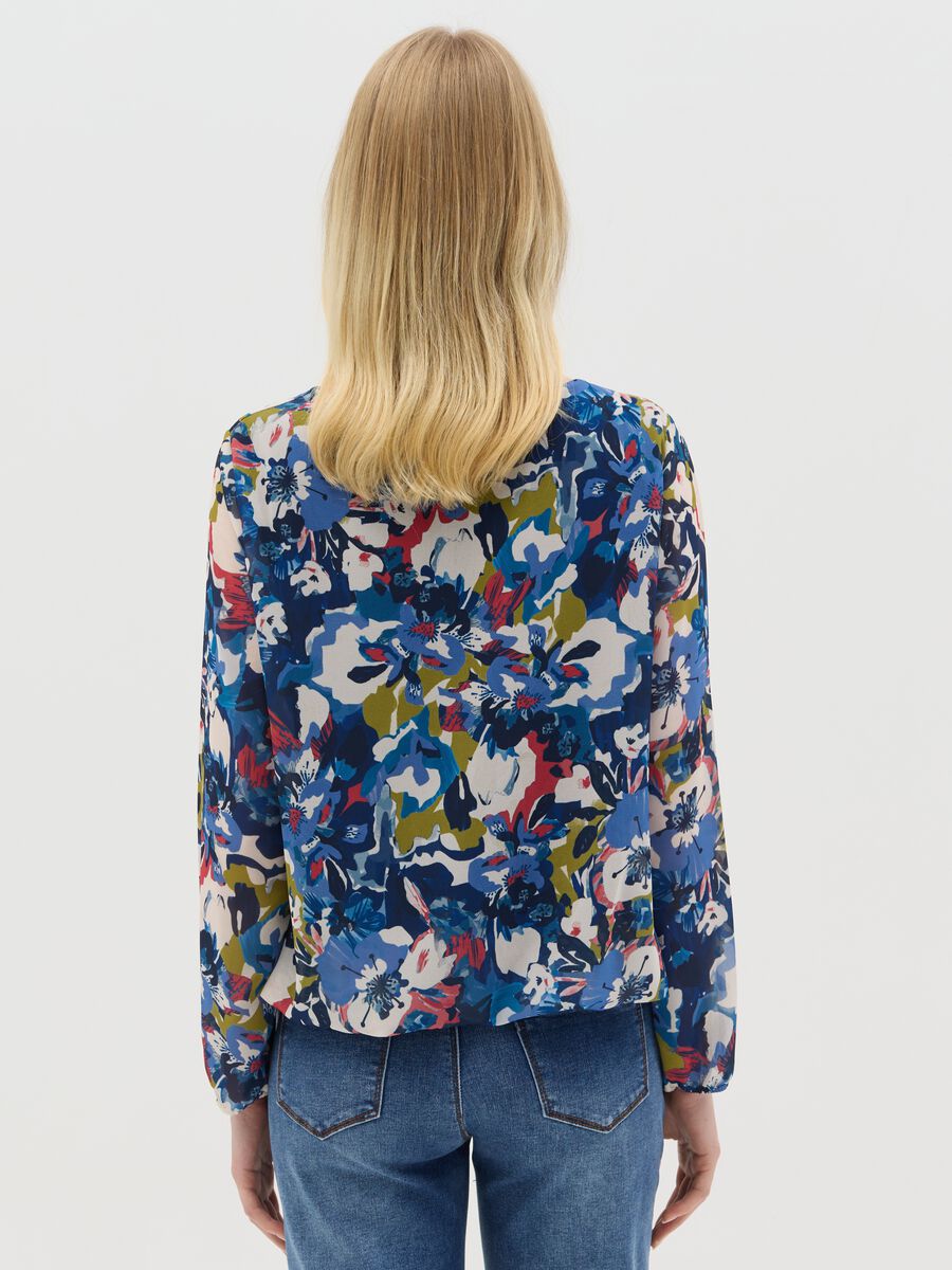 Long-sleeved blouse with floral print_3