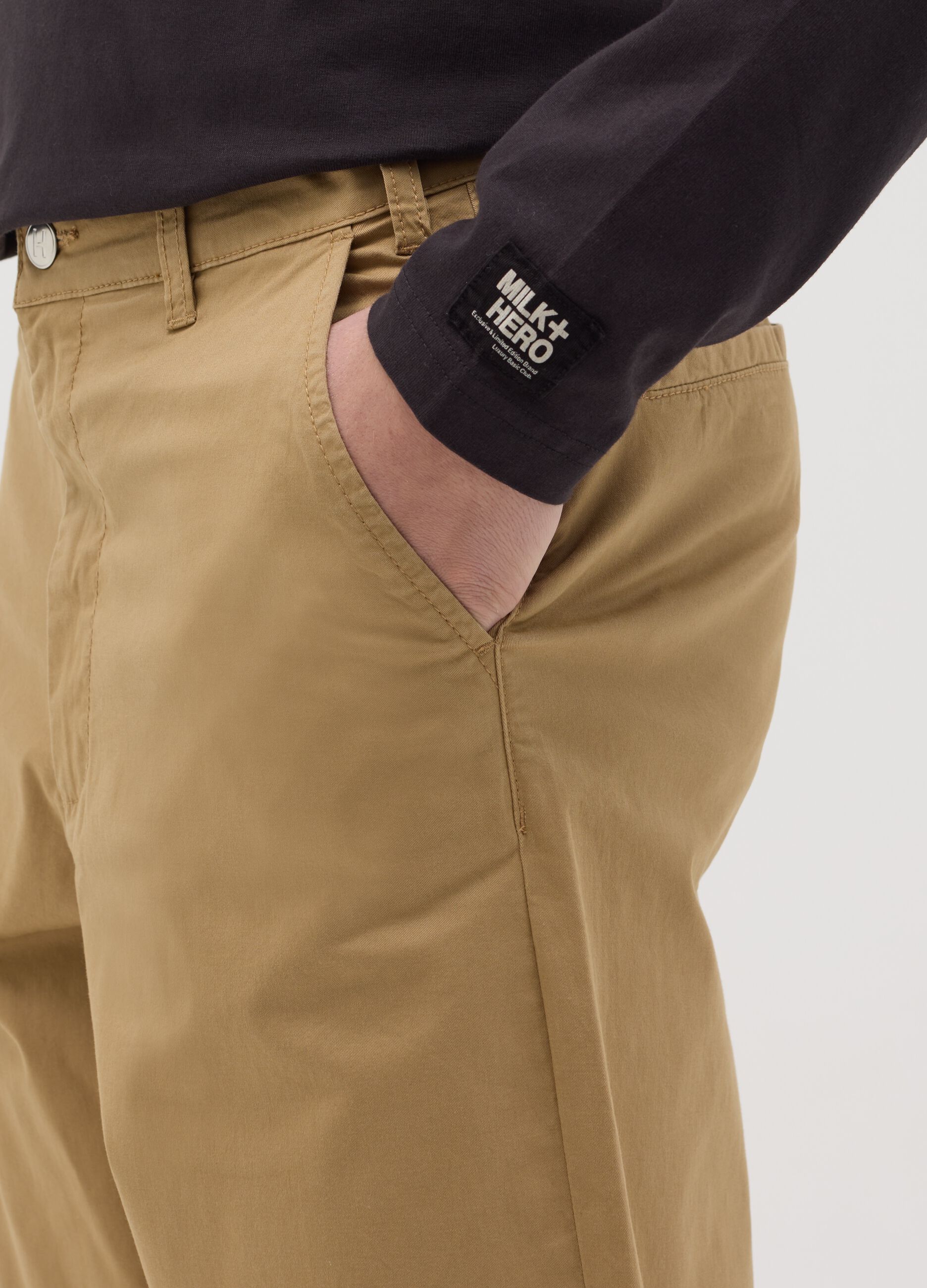 Beige chino trousers in stretch cotton