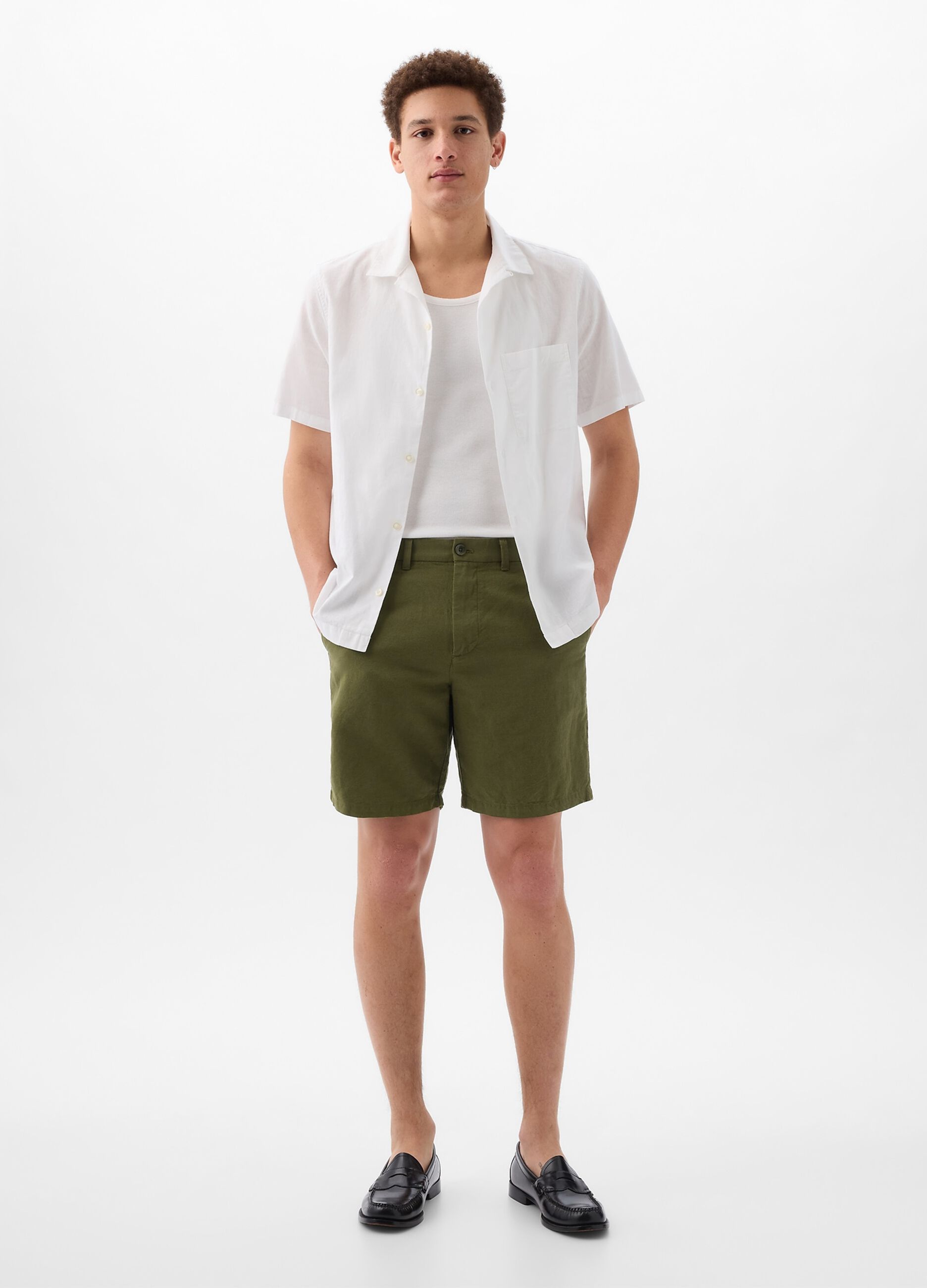 Relaxed-fit Bermuda shorts in cotton and linen