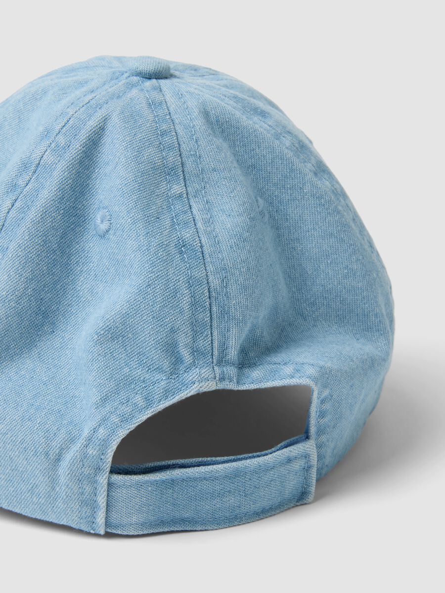 Cappello in puro cotone denim azzurro da bambina con ricamo Stitch_2