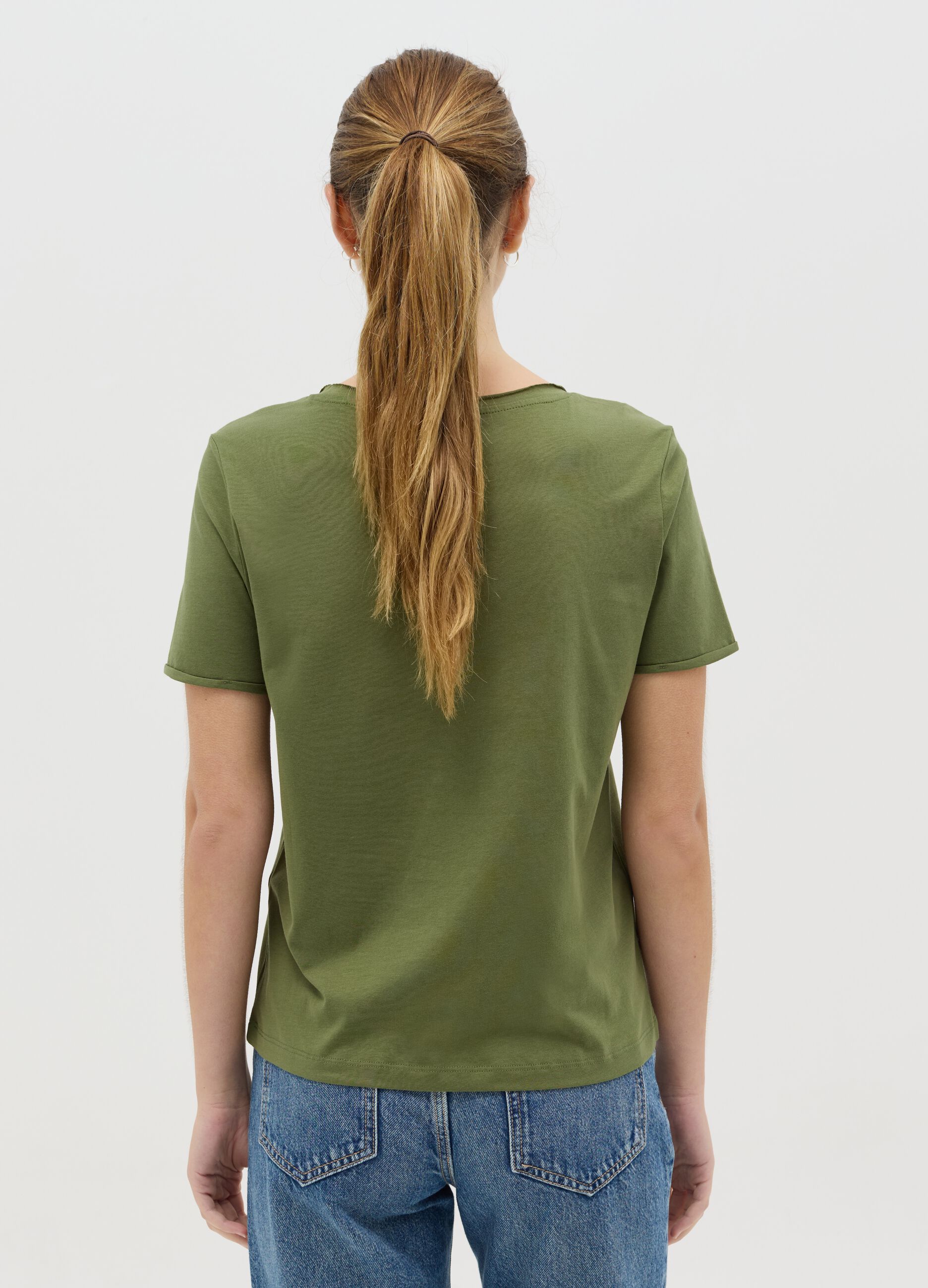 Green organic cotton T-shirt with V neck