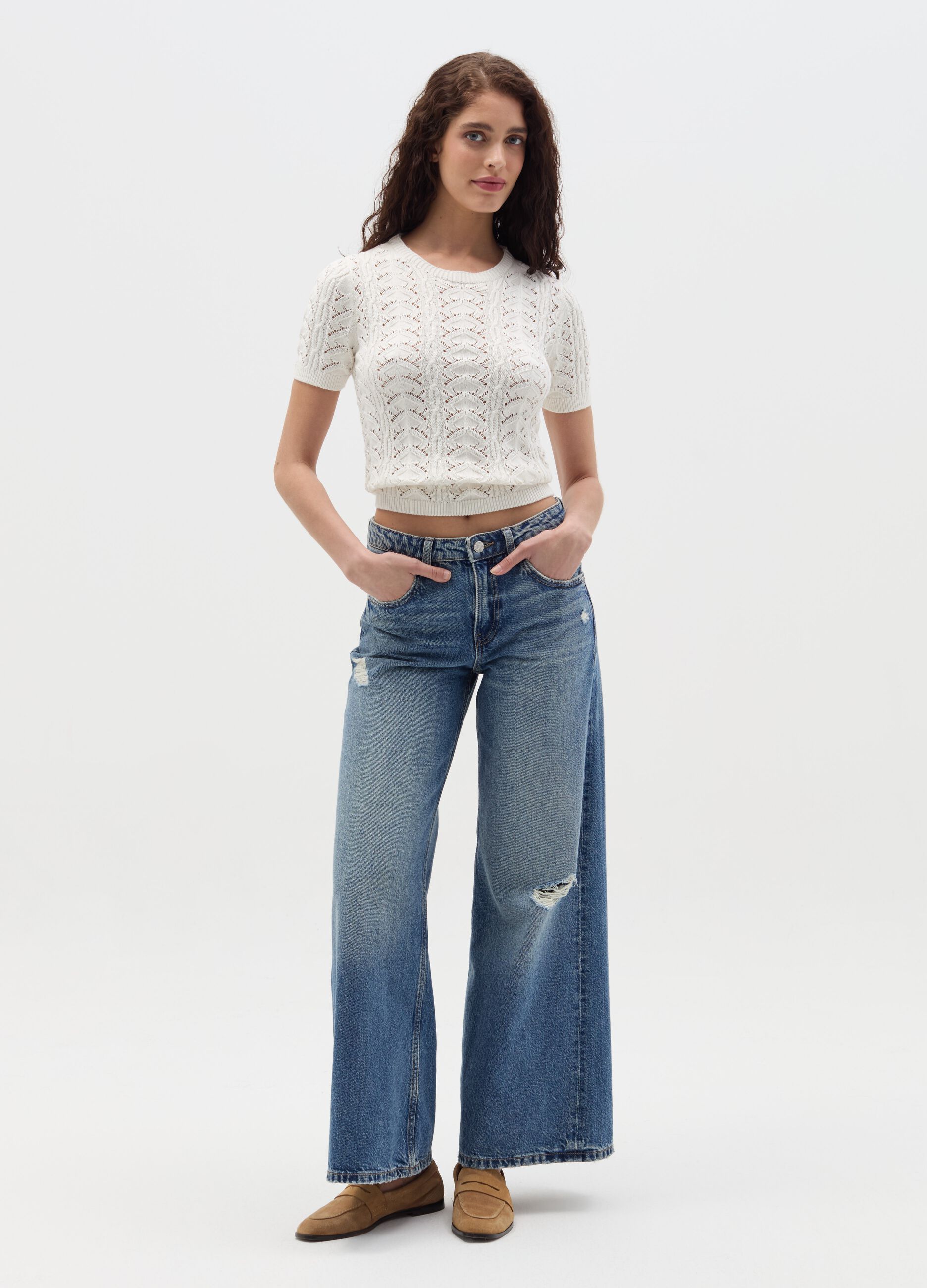 Short-sleeve crochet top