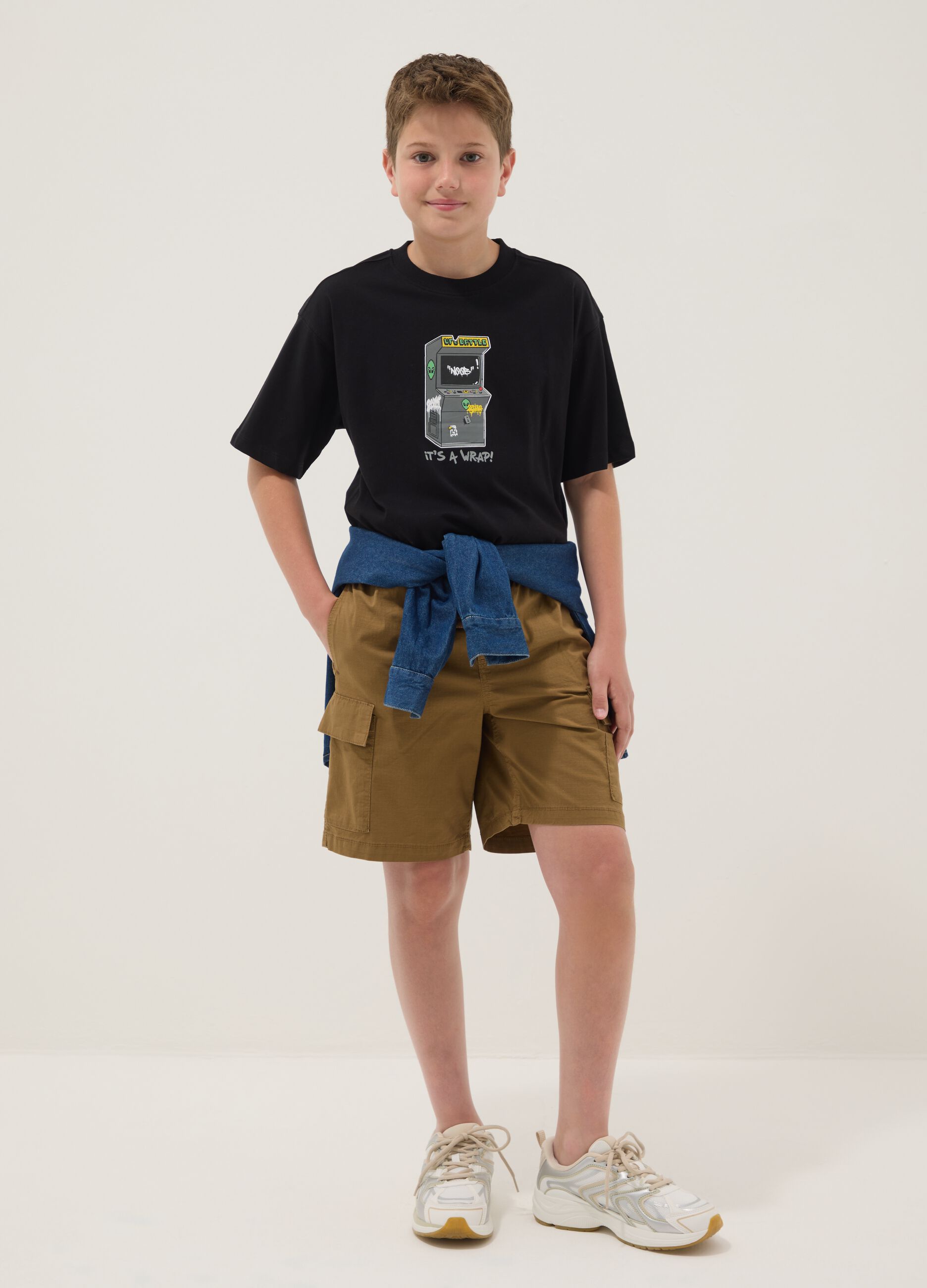 Boys&rsquo; brown stretch cotton cargo shorts, comfort fit
