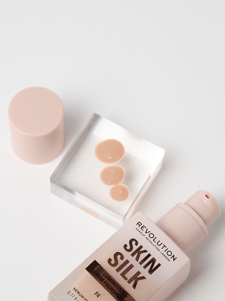 Skin Silk Serum foundation F4C_2