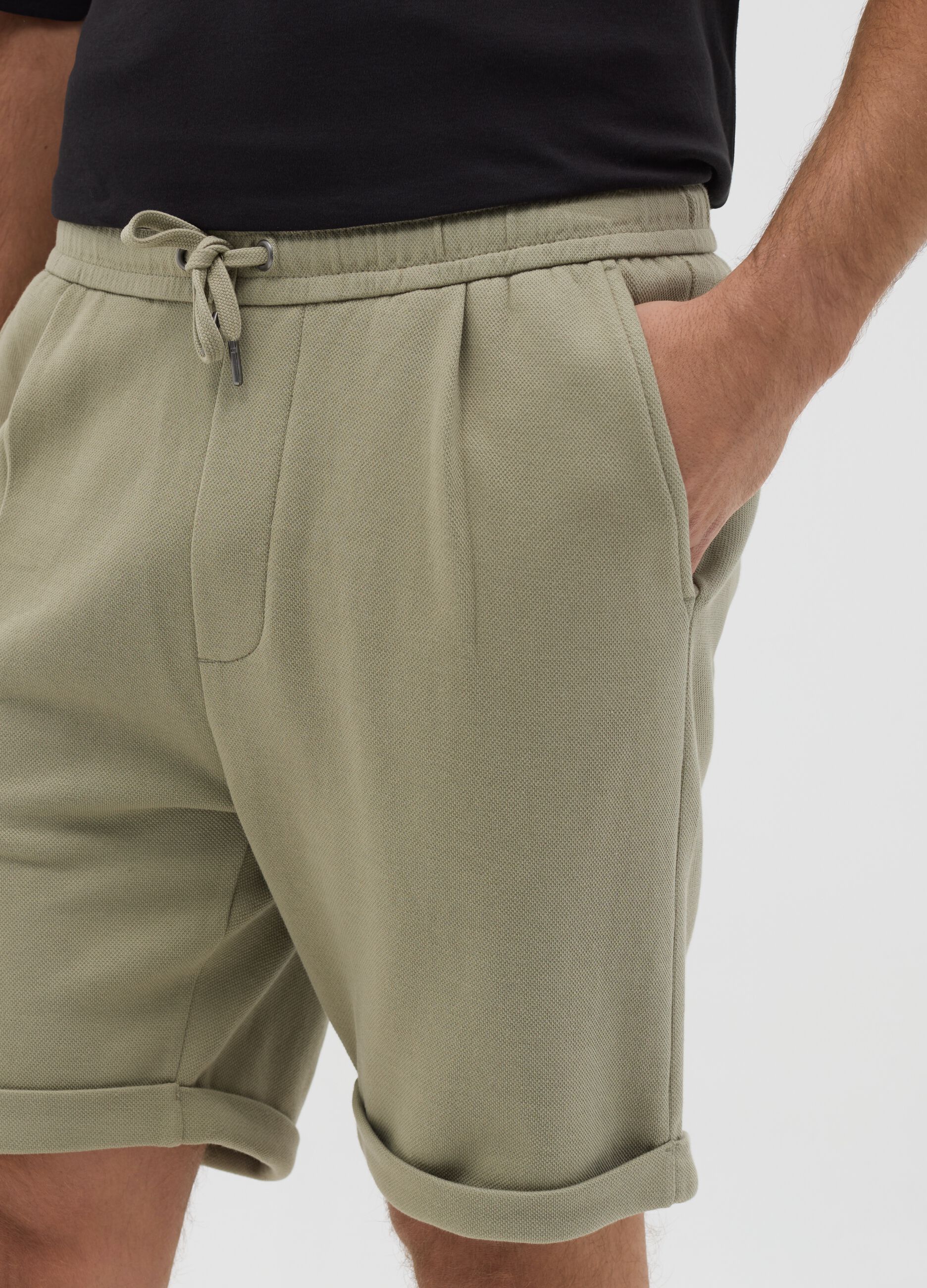 Chino Bermuda shorts in cotton with drawstring