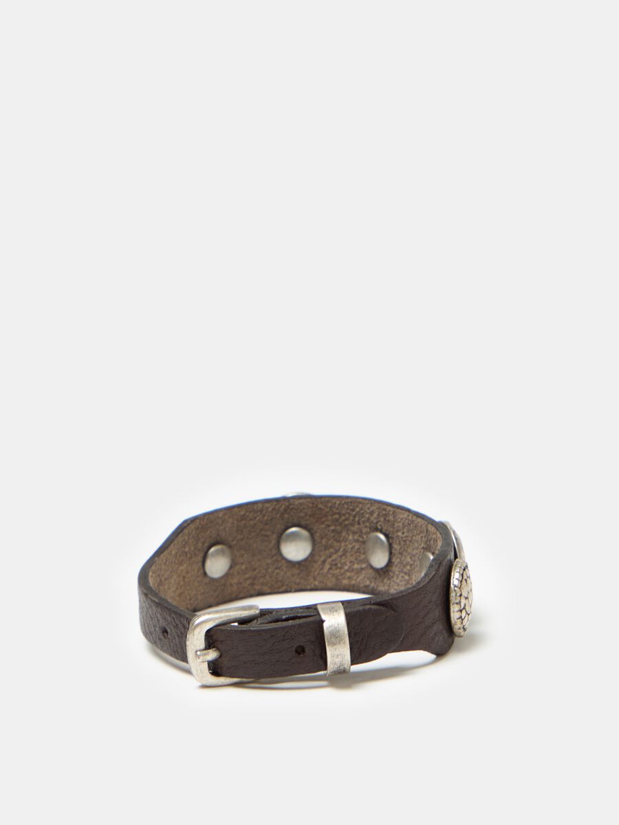 Leather bracelet with conchos_2