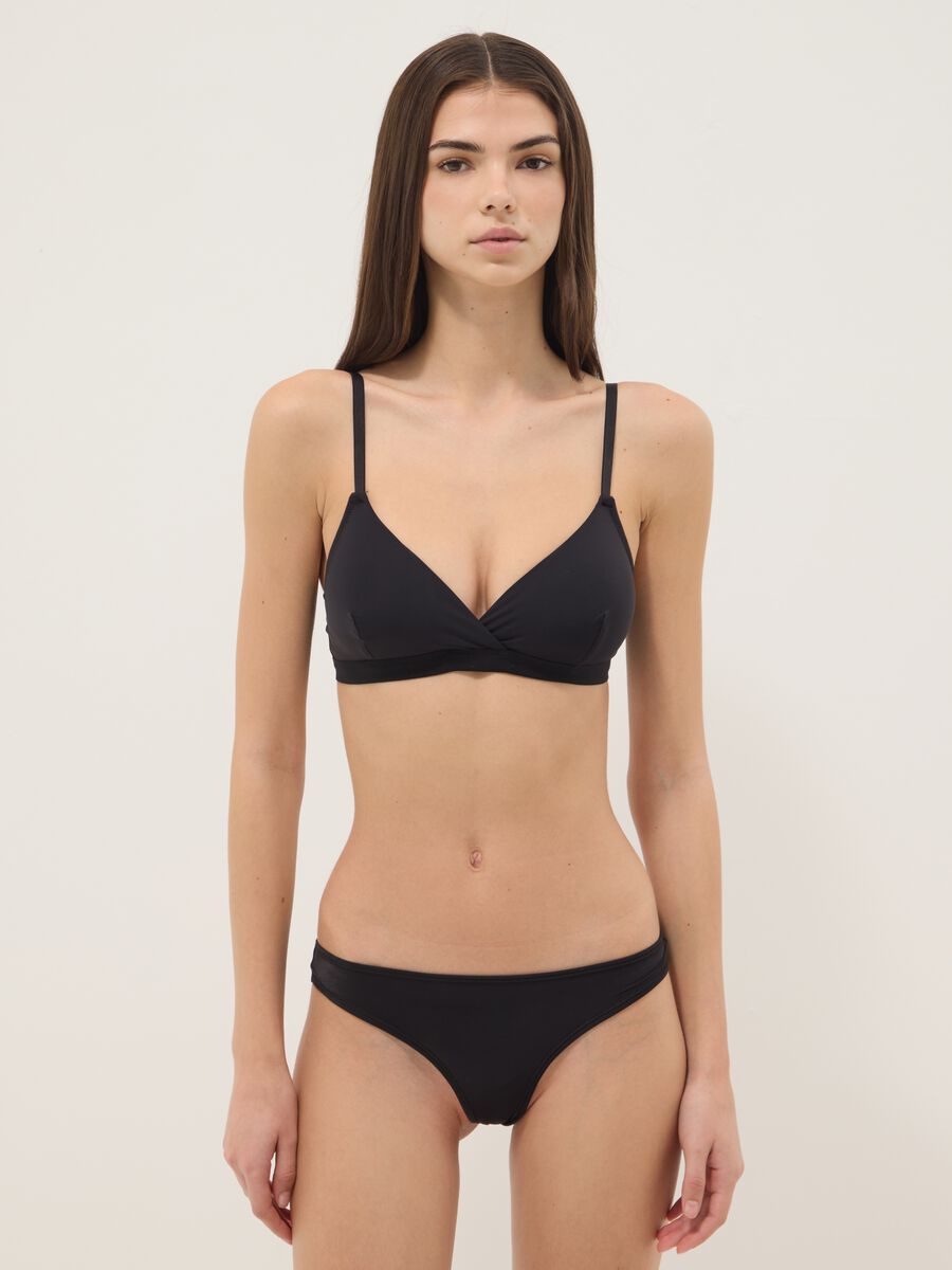 Reggiseno a triangolo nero con imbottitura rimovibile in tessuto elasticizzato_1