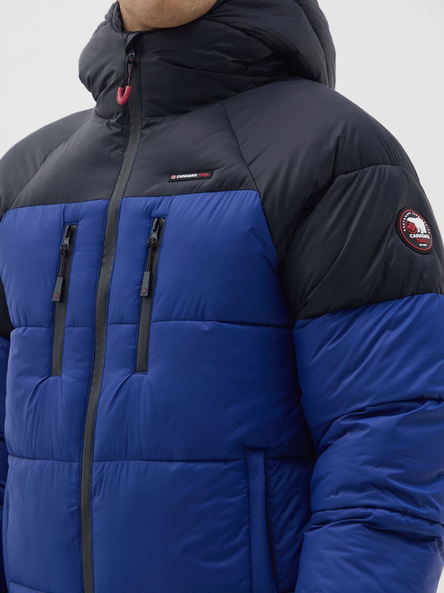Blue padded jacket with hood and zip_3