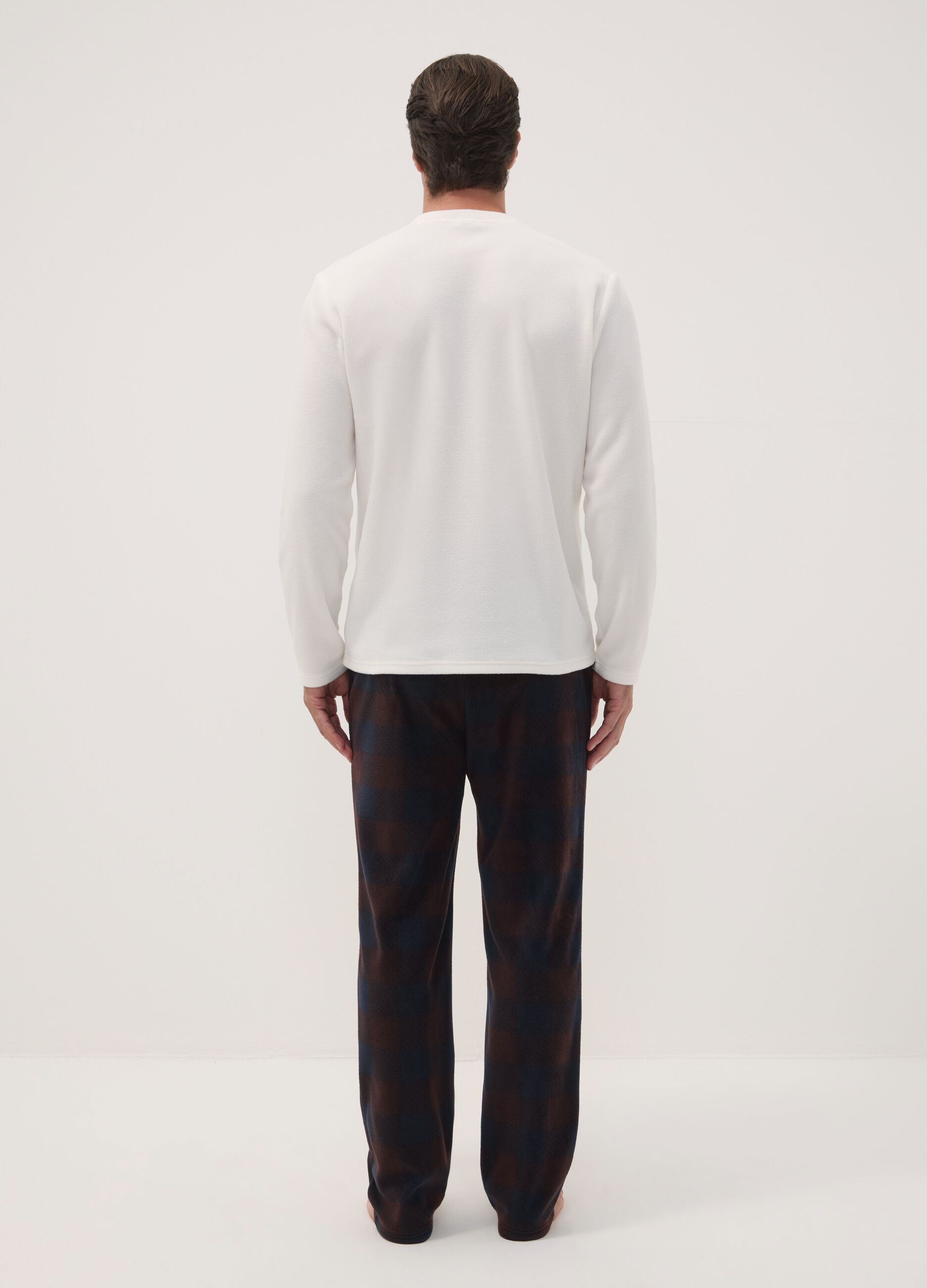 White crew-neck pyjamas with regular-fit long trousers