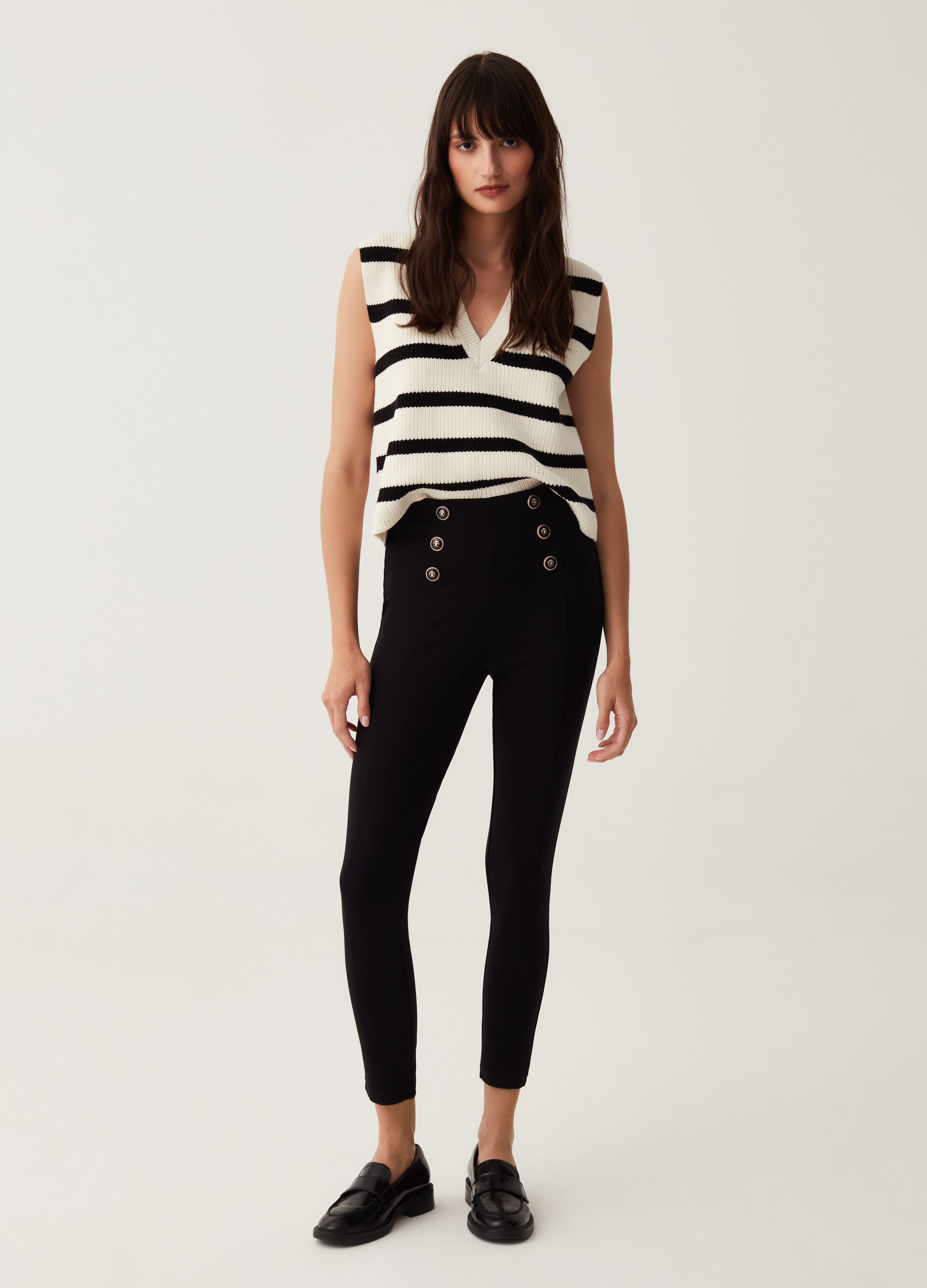 Leggings cropped con bottoni_0