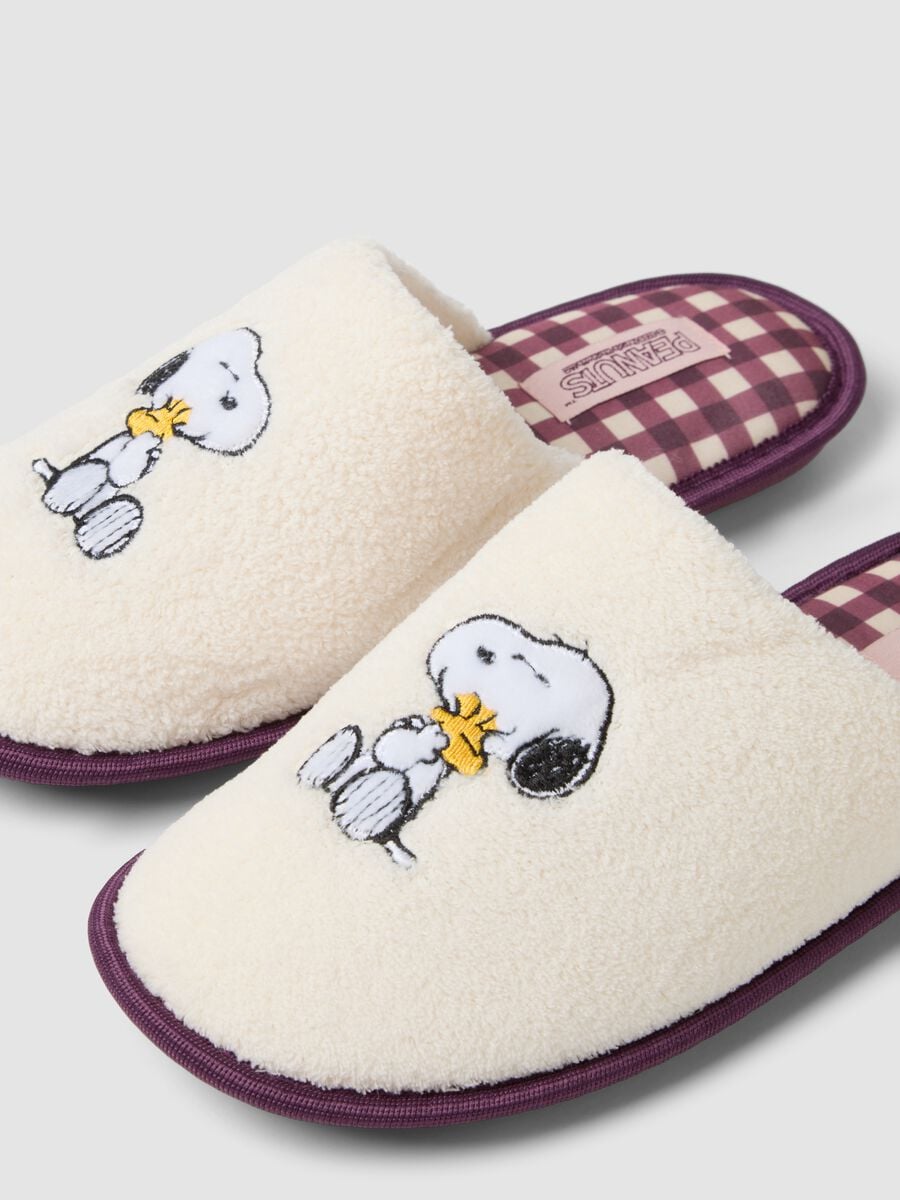 Pantofole bianco panna con ricamo Snoopy_1