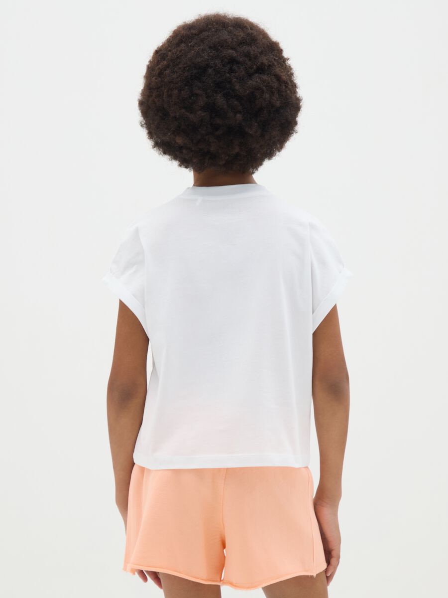 T-shirt da ragazze in puro cotone bianca boxy fit_2