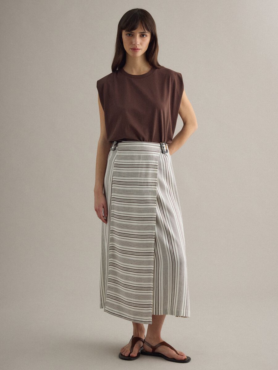 Striped maxi skirt in viscose-linen blend_0