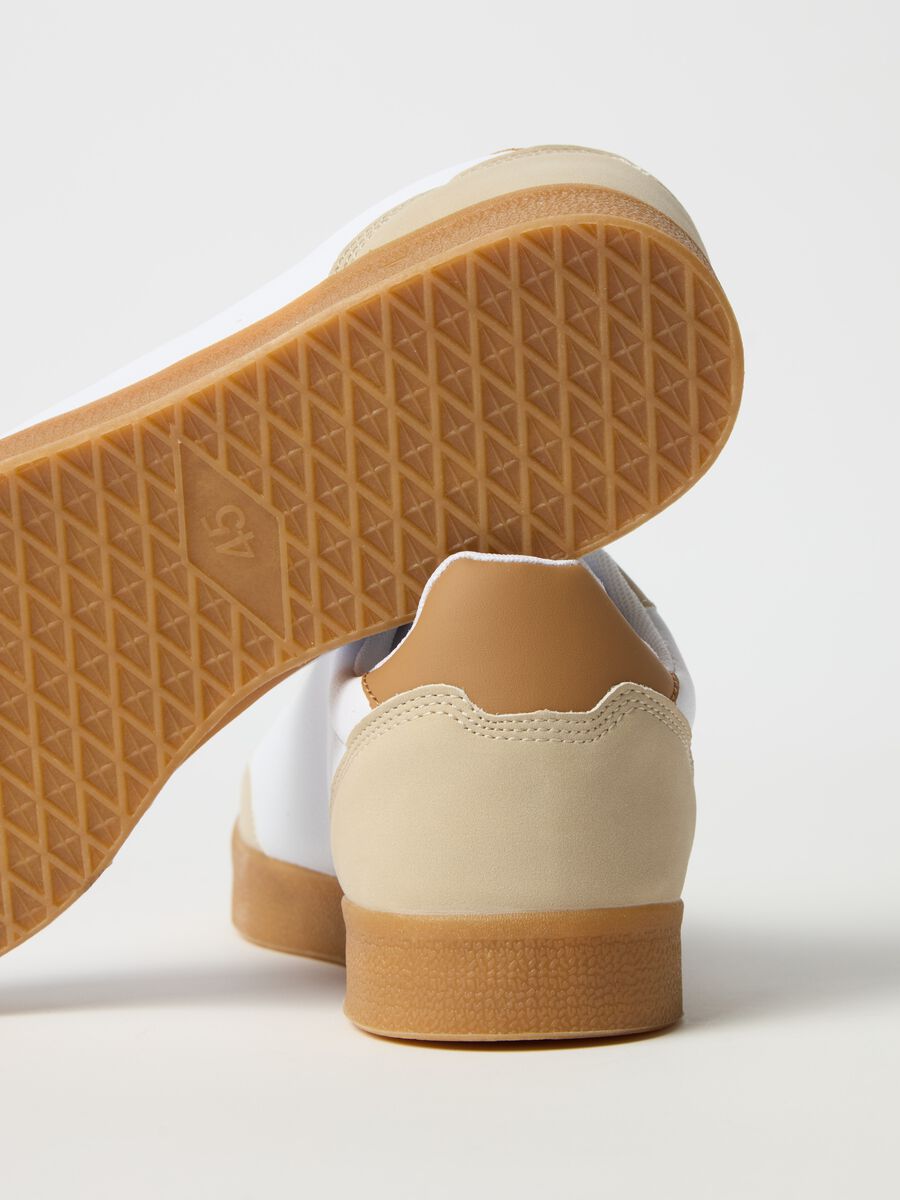 Retro colourblock sneakers with laces_1