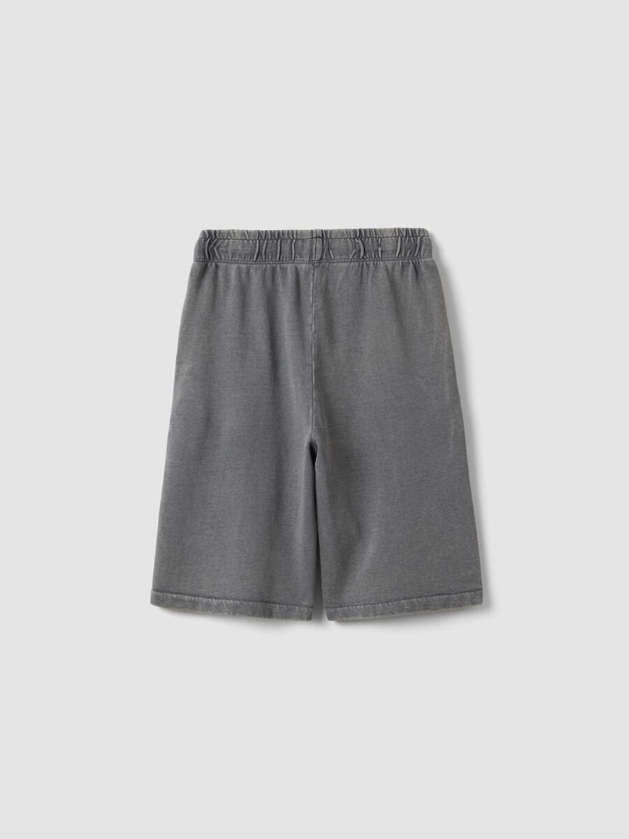 Grey pure cotton comfort fit shorts for boys_1