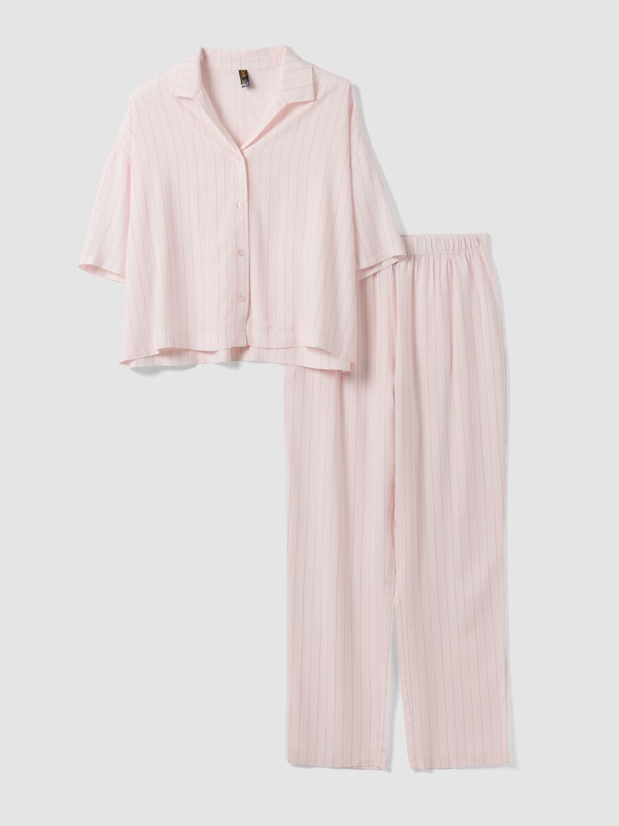 Pigiama rosa in pura viscosa con scollo a V a righe regular fit_4