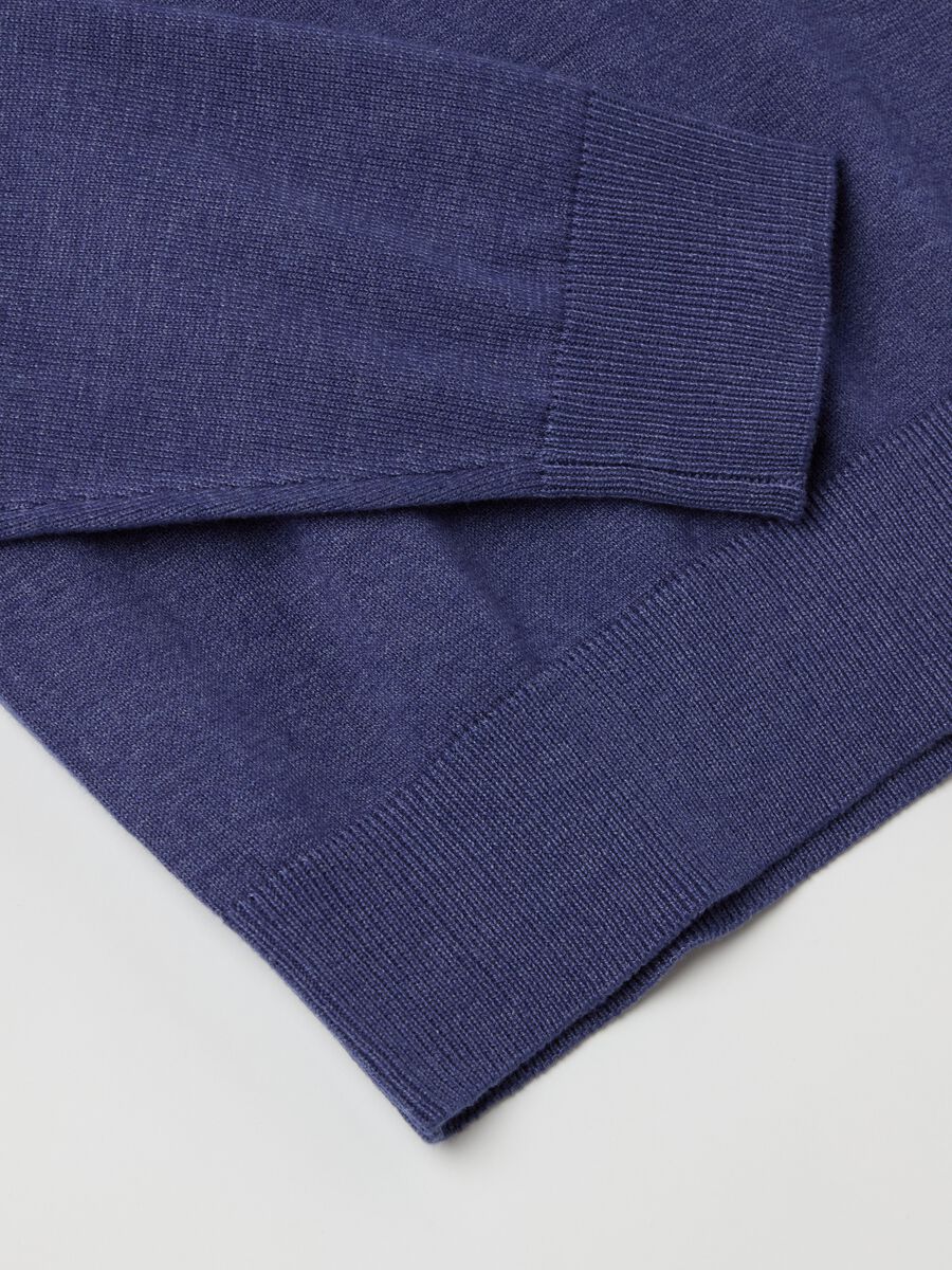 Round neck pullover_5