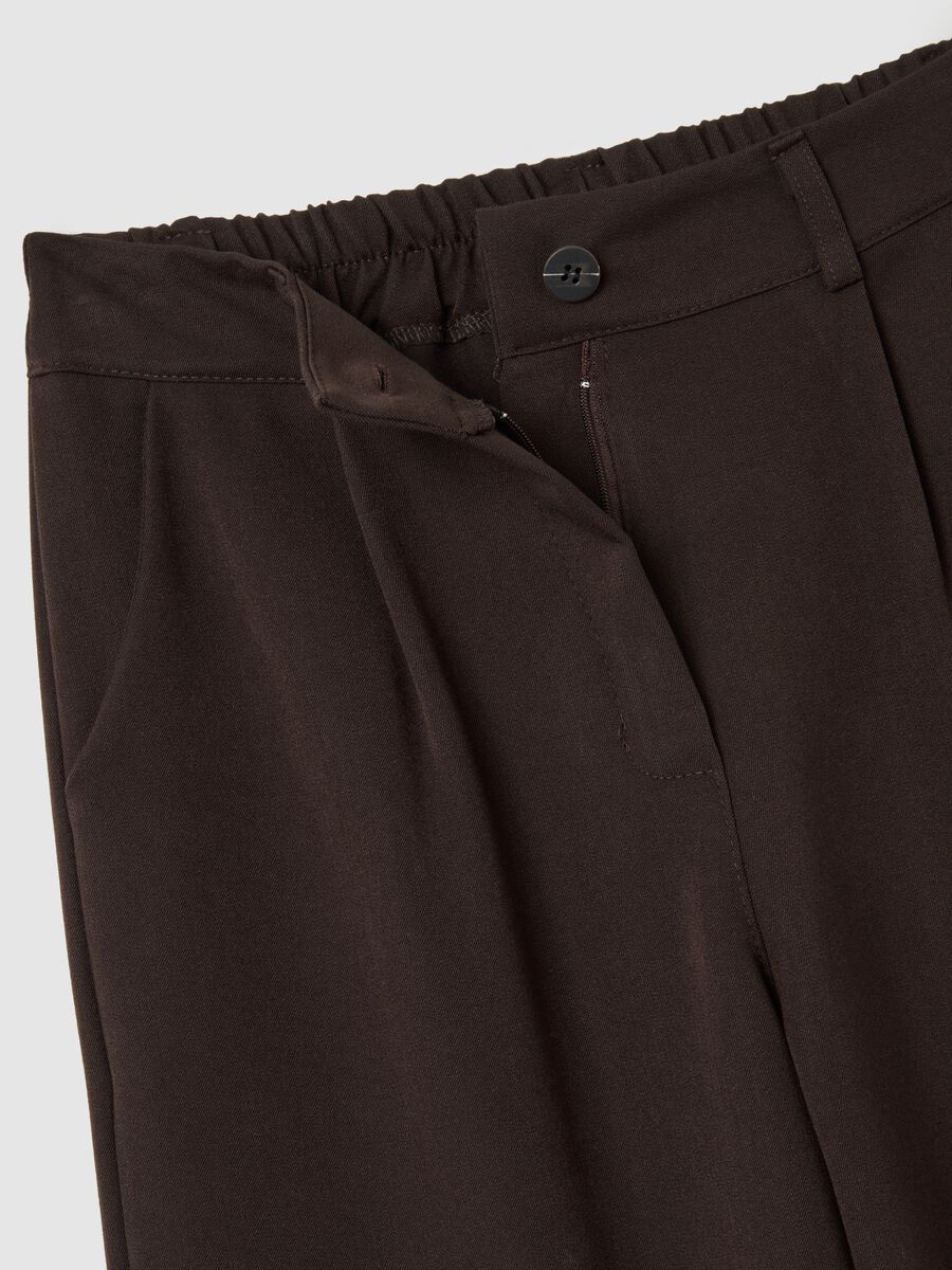Brown Regular Fit Trousers_5