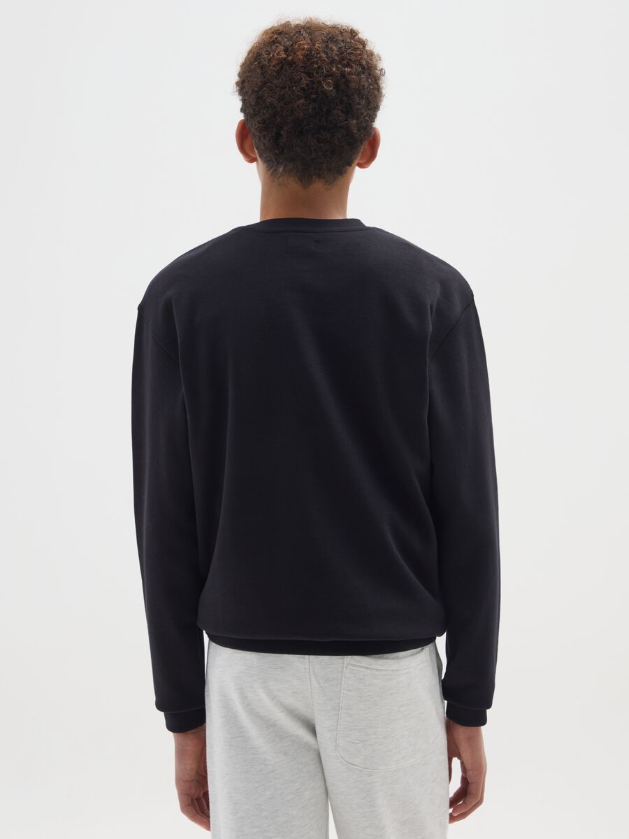 Black sweatshirt for boys aged 10-15_1