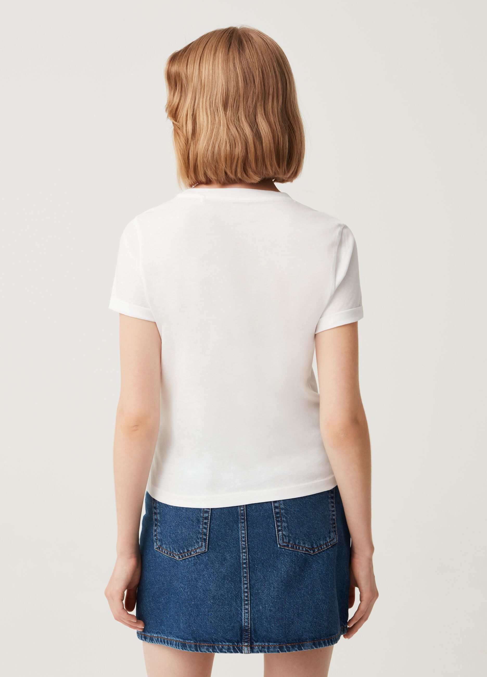 T-shirt con taschino e rouches_2