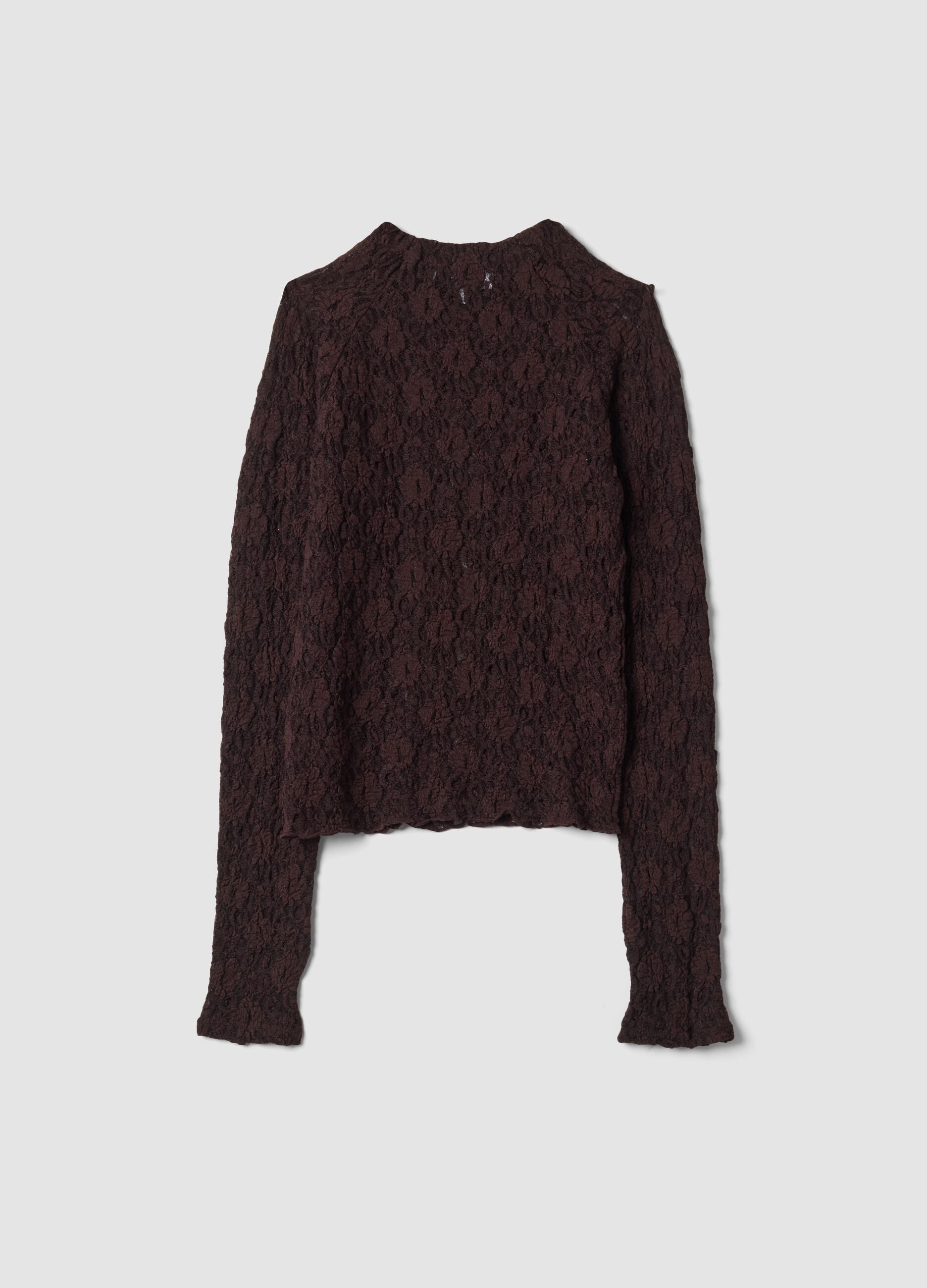 T-shirt marrone in tessuto elasticizzato traforato con colletto rialzato