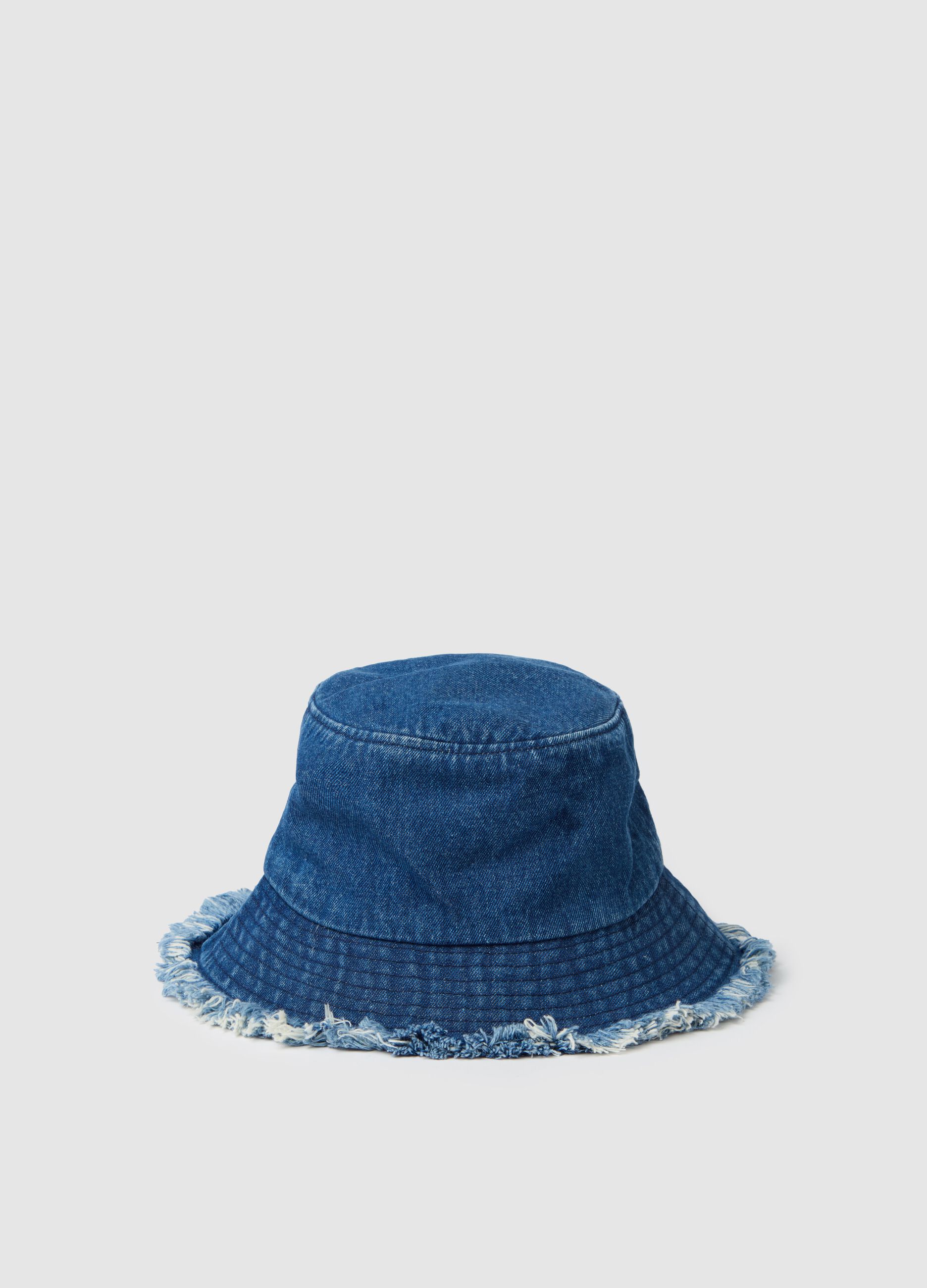 Fringed fishing hat in denim