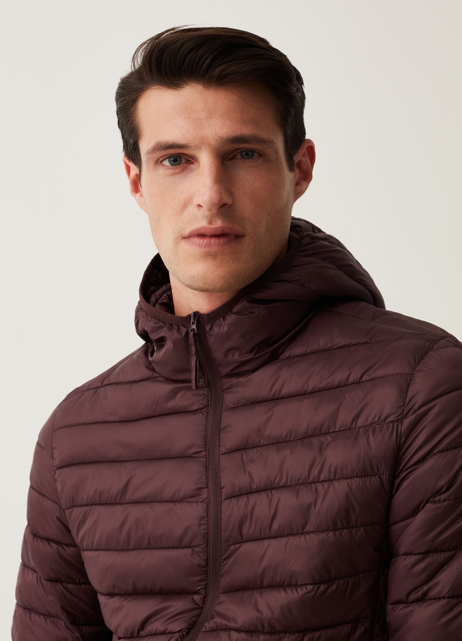 Piumino ultralight con cappuccio_3