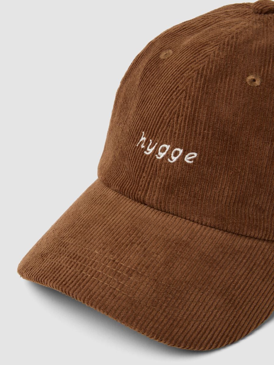 Cappello marrone in puro cotone a coste_2