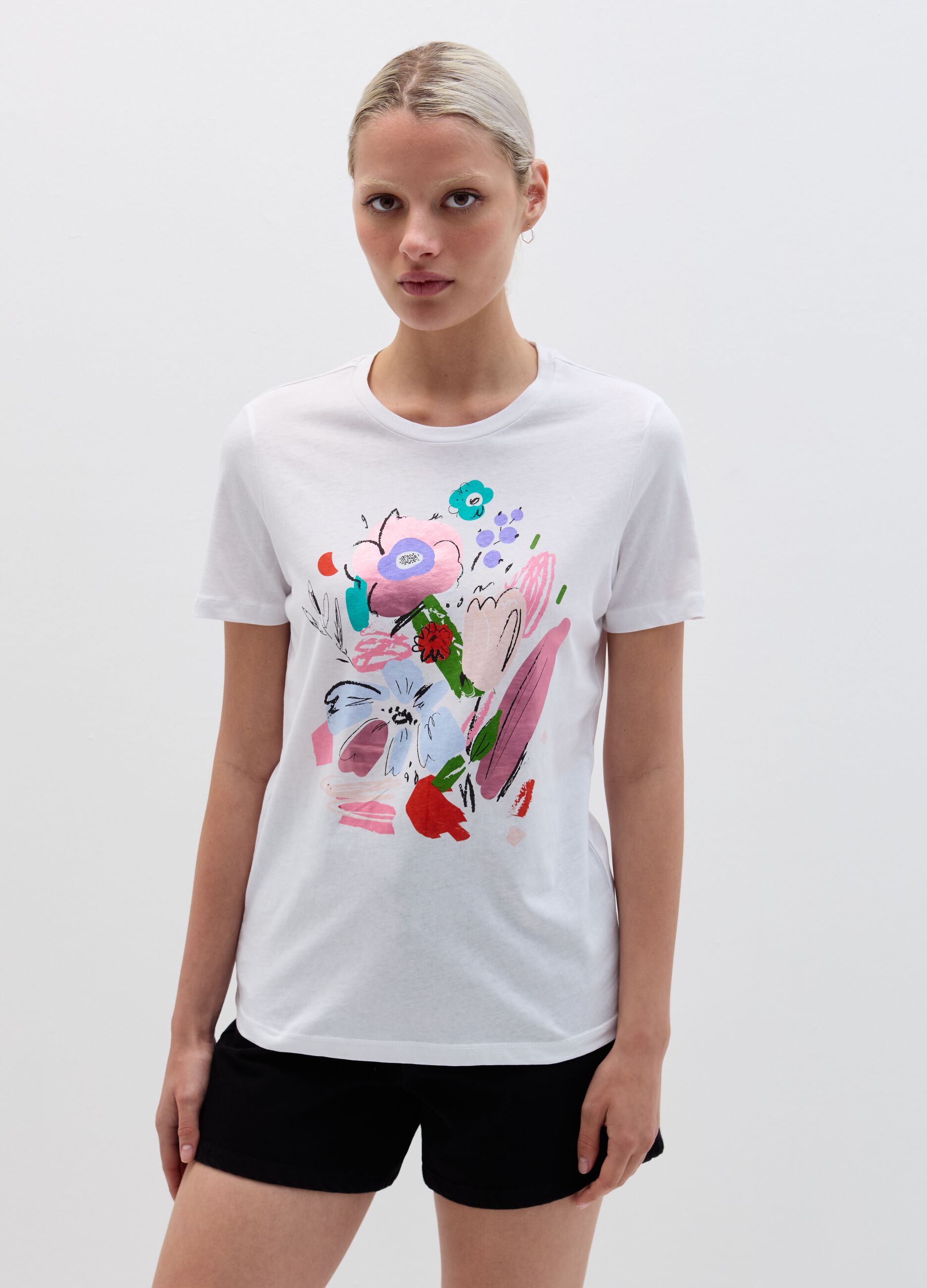 T-shirt in cotone con stampa fiori