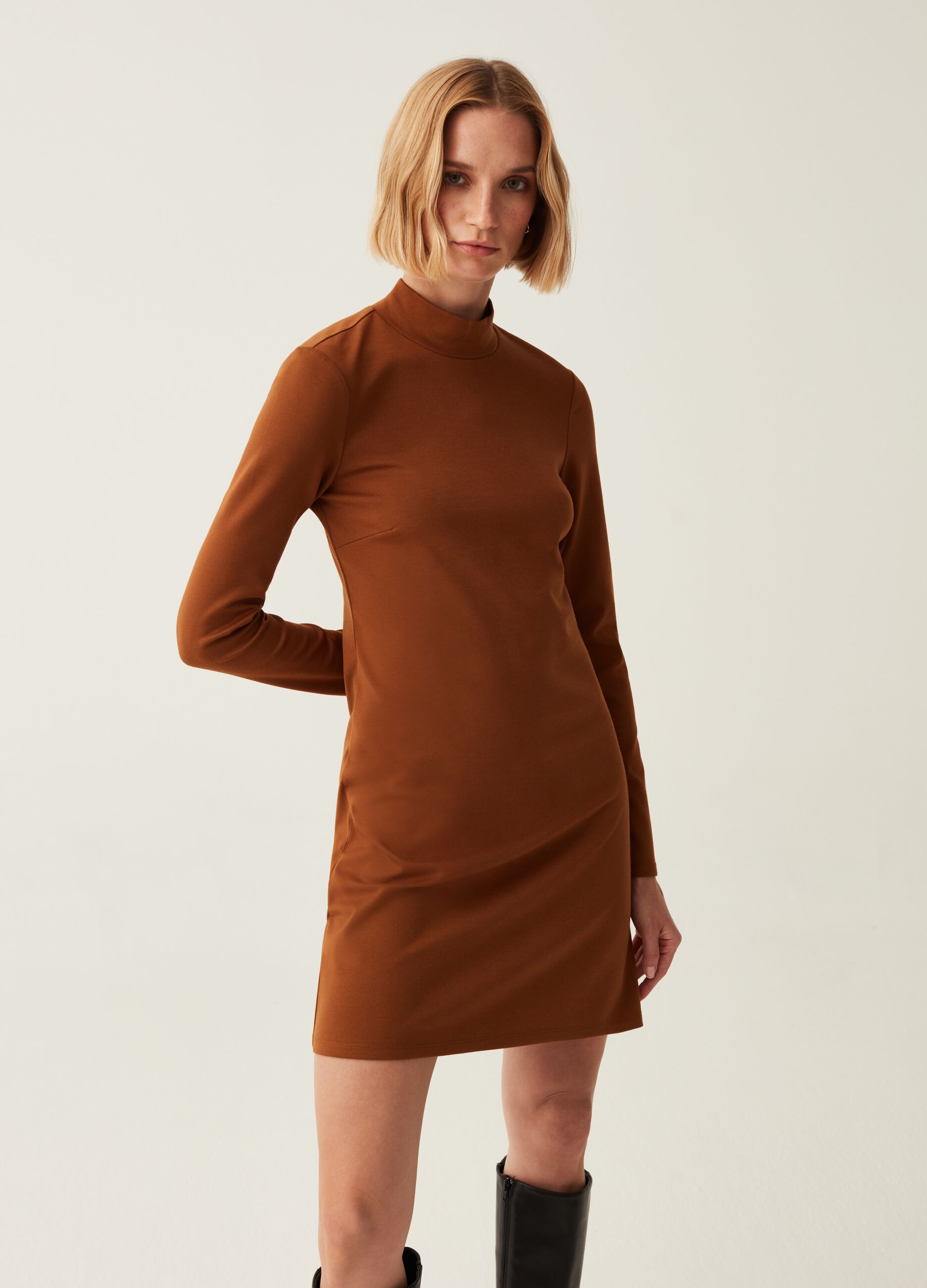 Abito corto mock neck_0