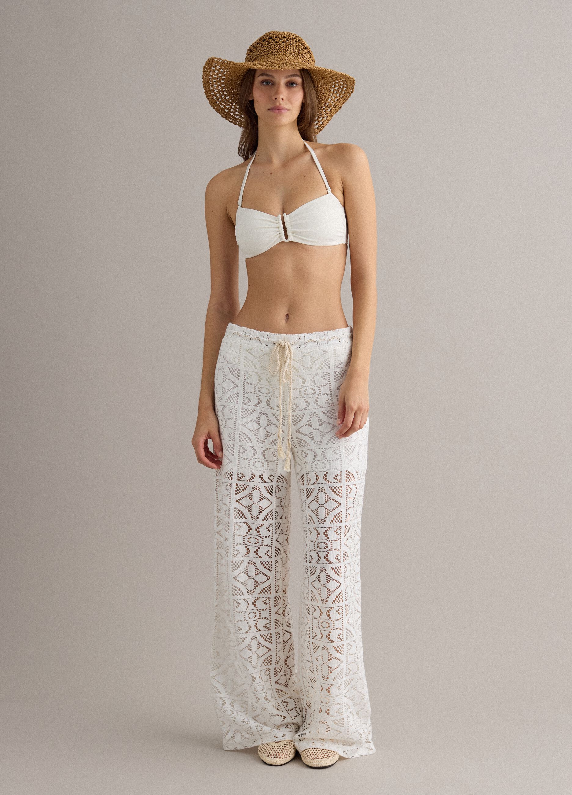 White bandeau bikini top in stretch fabric