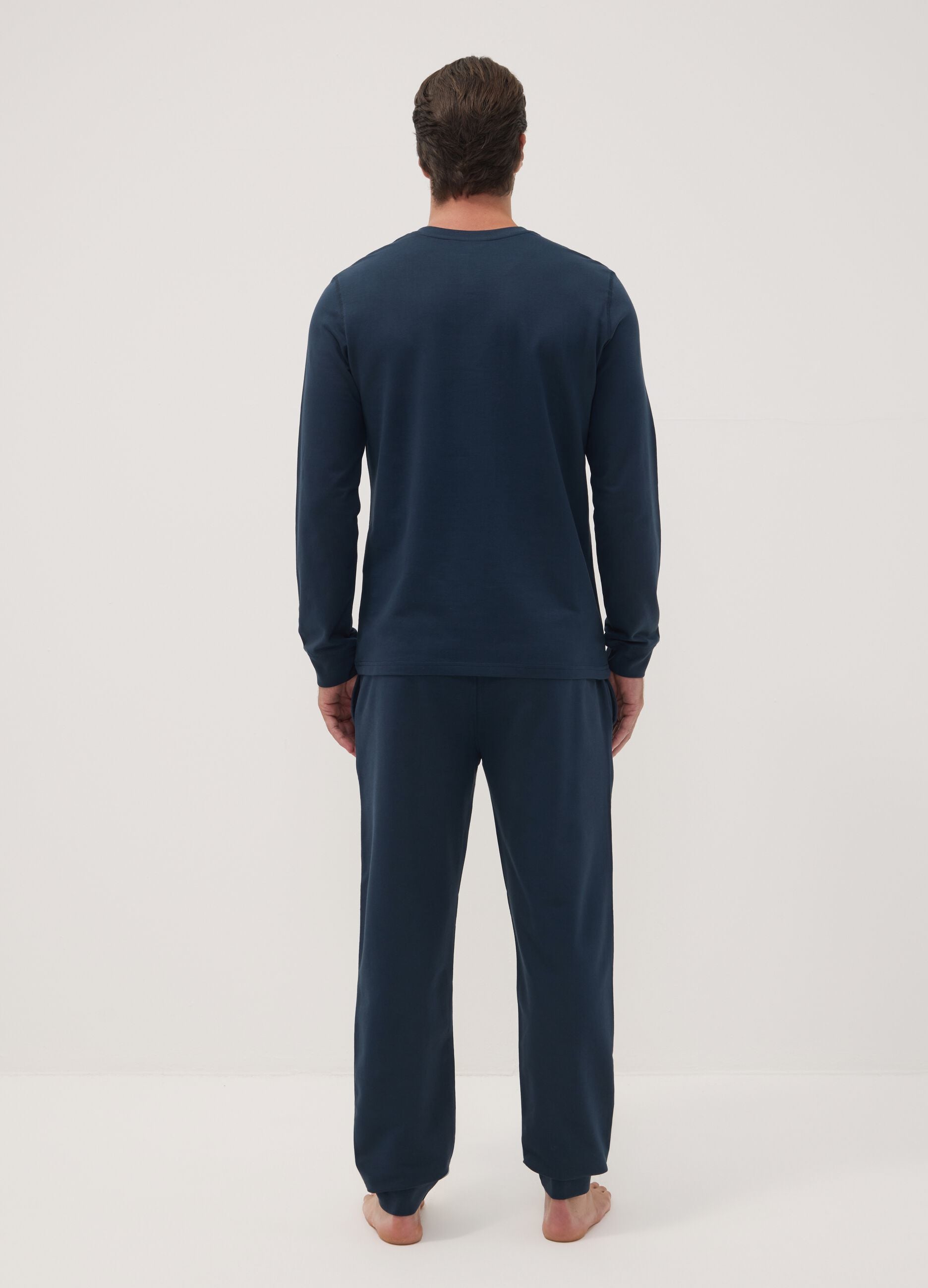 Pigiama blu in puro cotone con scollo serafino