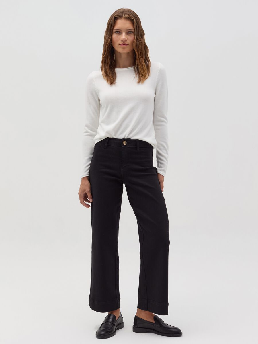 Top with round neck and small fold_1
