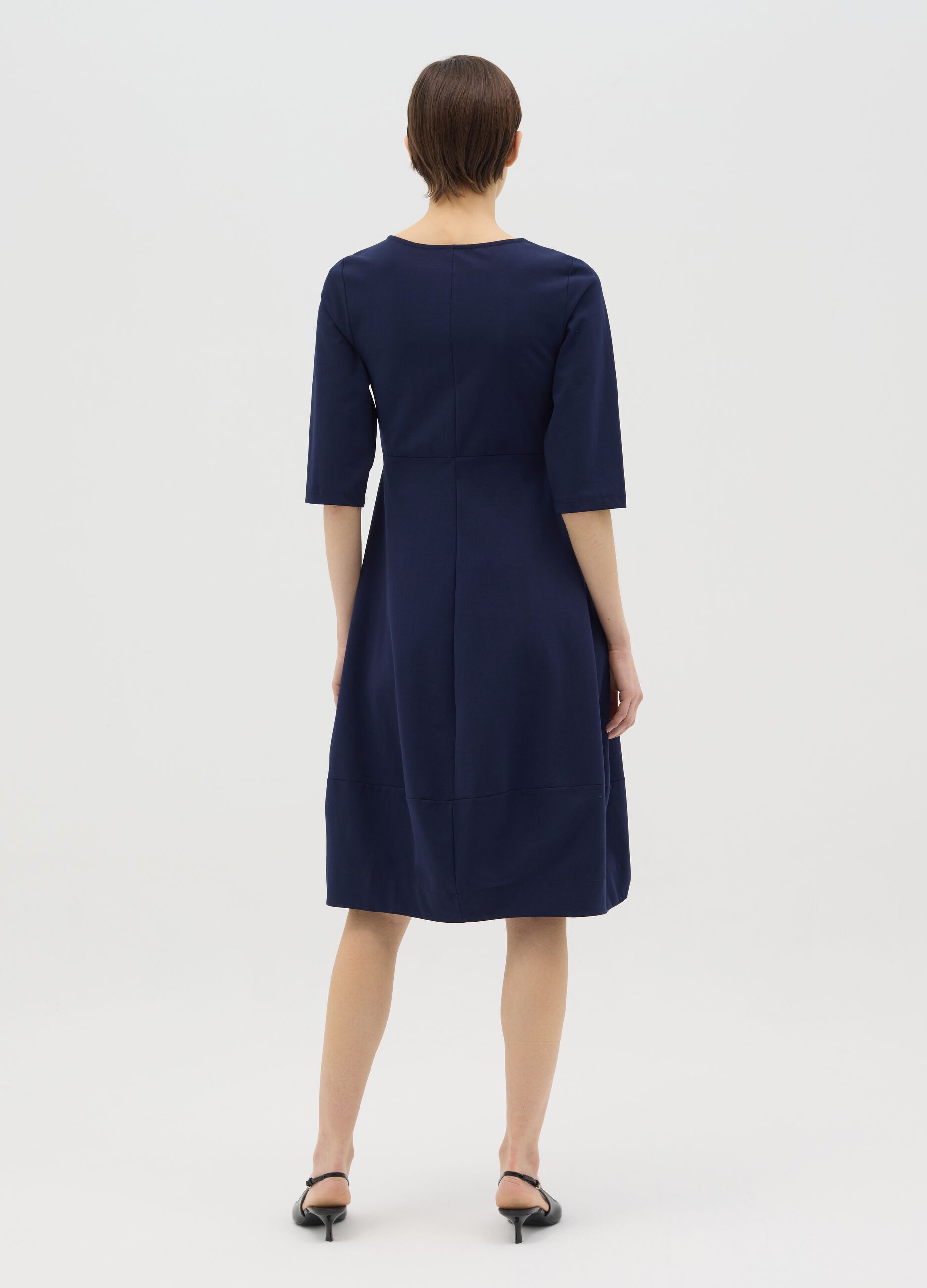 Vestito midi blu con tasche