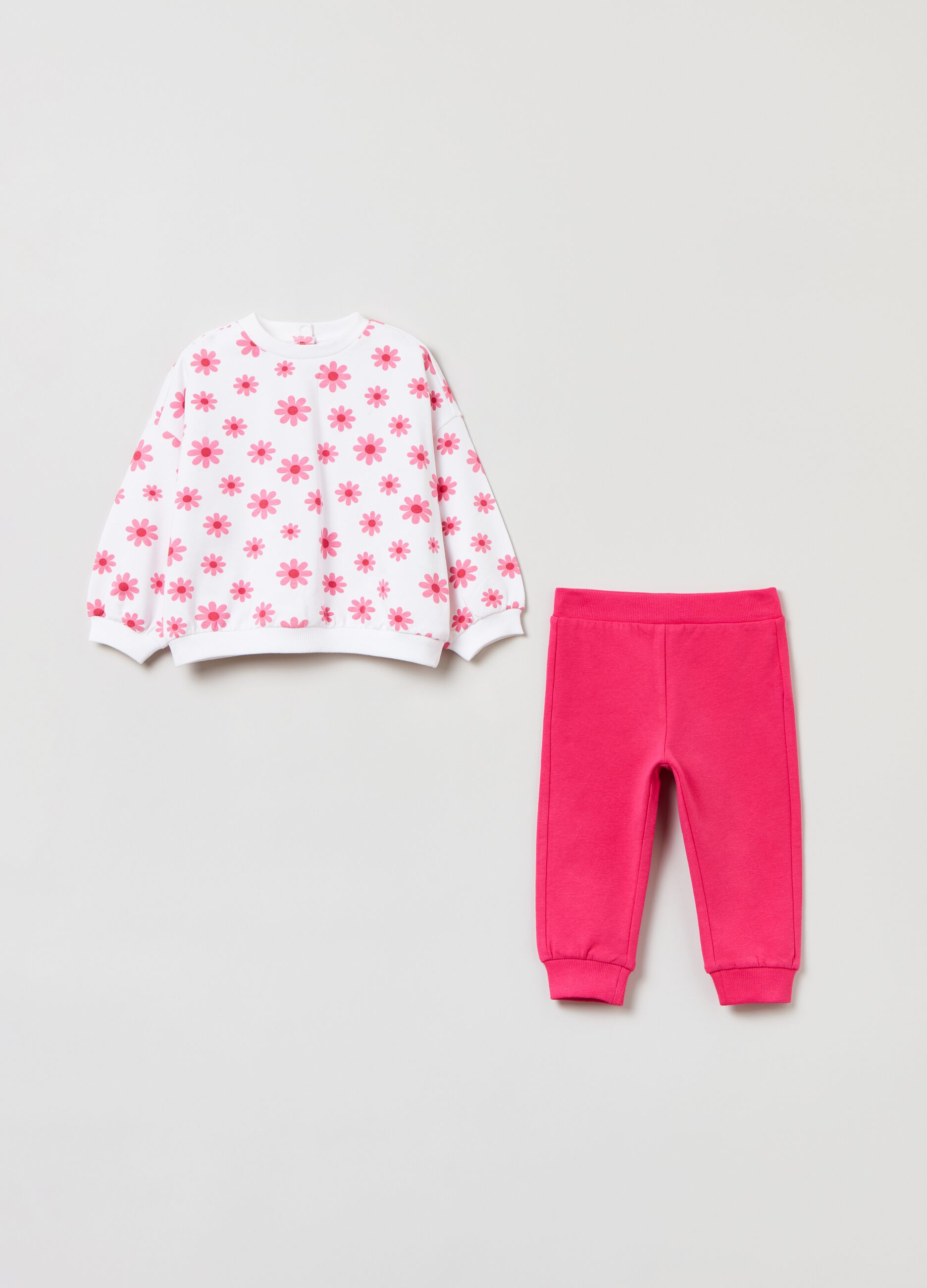 Jogging set with daisy print