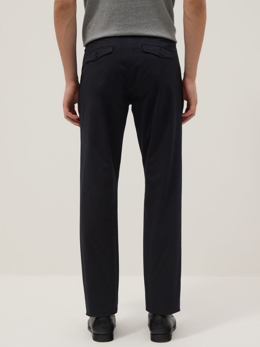 Pantaloni chino in cotone elasticizzato nero slim fit_2